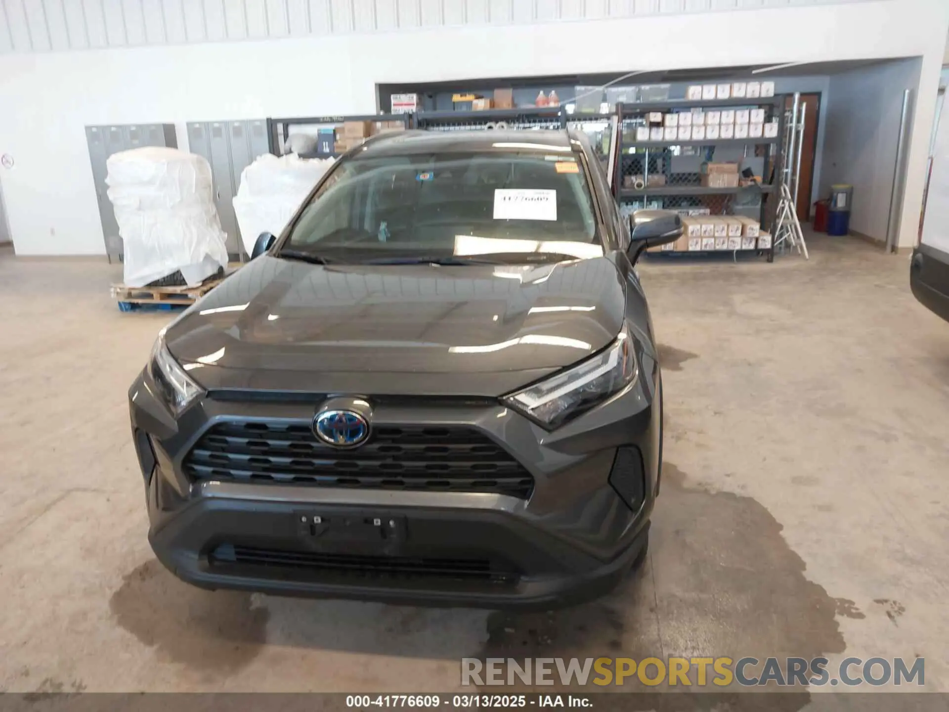 12 Photograph of a damaged car 4T3RWRFV4NU059035 TOYOTA RAV4 HYBRID 2022