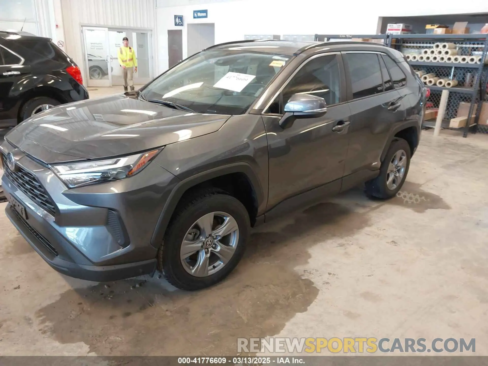 2 Photograph of a damaged car 4T3RWRFV4NU059035 TOYOTA RAV4 HYBRID 2022