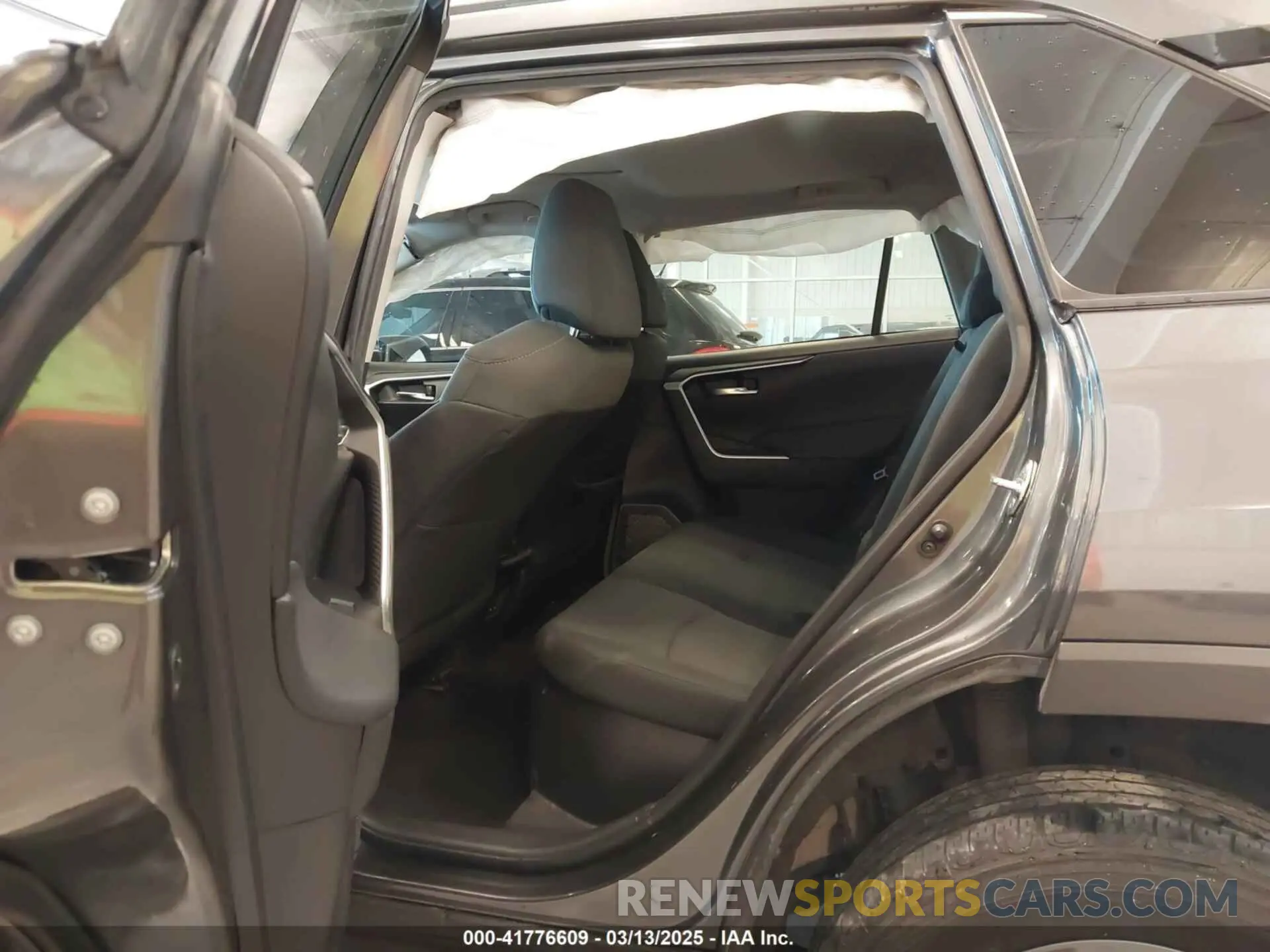 8 Photograph of a damaged car 4T3RWRFV4NU059035 TOYOTA RAV4 HYBRID 2022
