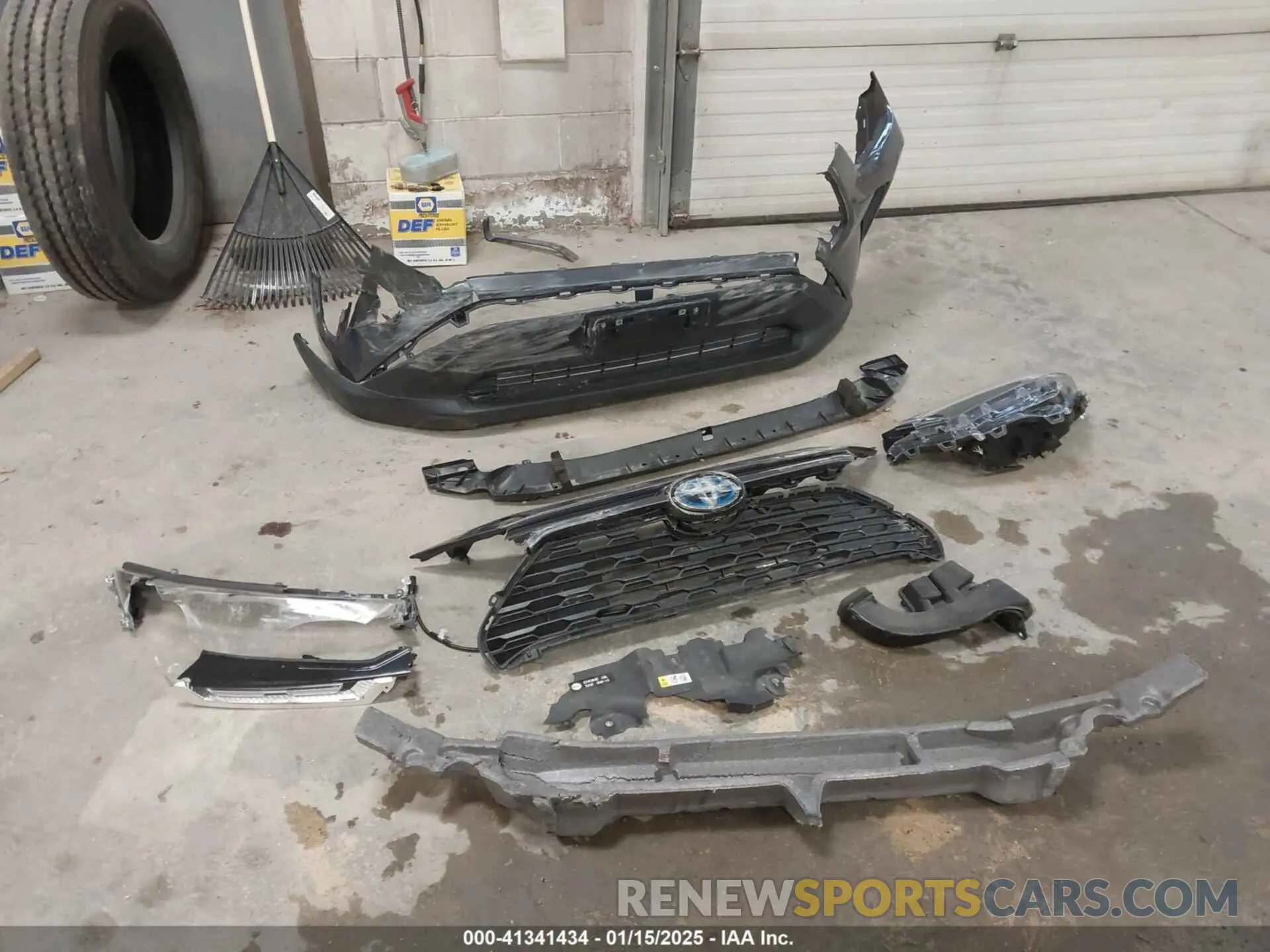 12 Фотография поврежденного автомобиля 4T3RWRFV5NU060839 TOYOTA RAV4 HYBRID 2022
