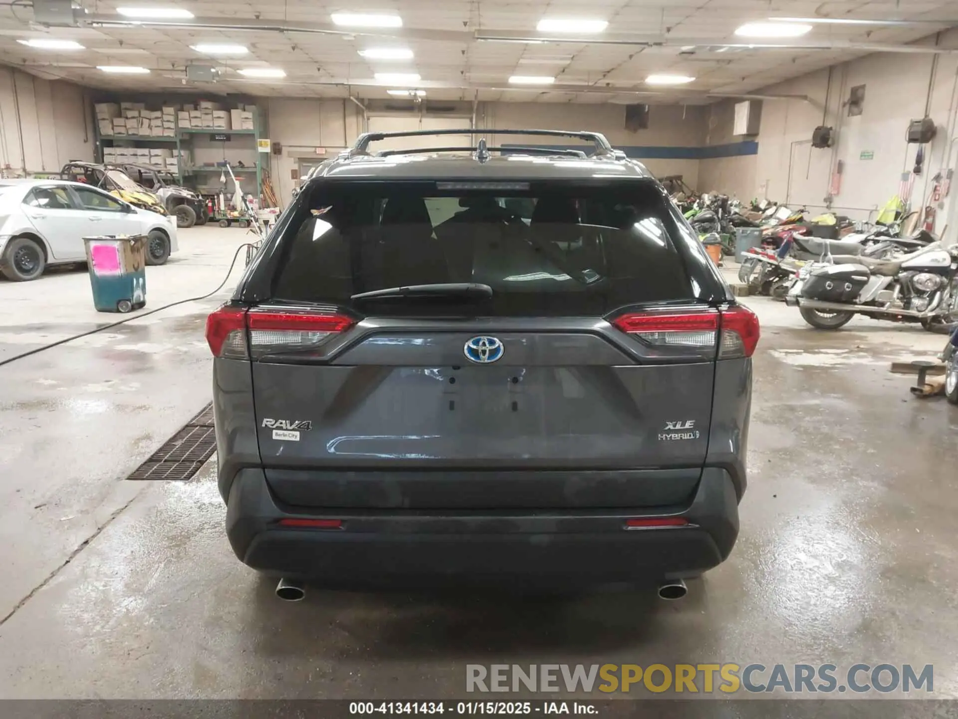 17 Фотография поврежденного автомобиля 4T3RWRFV5NU060839 TOYOTA RAV4 HYBRID 2022