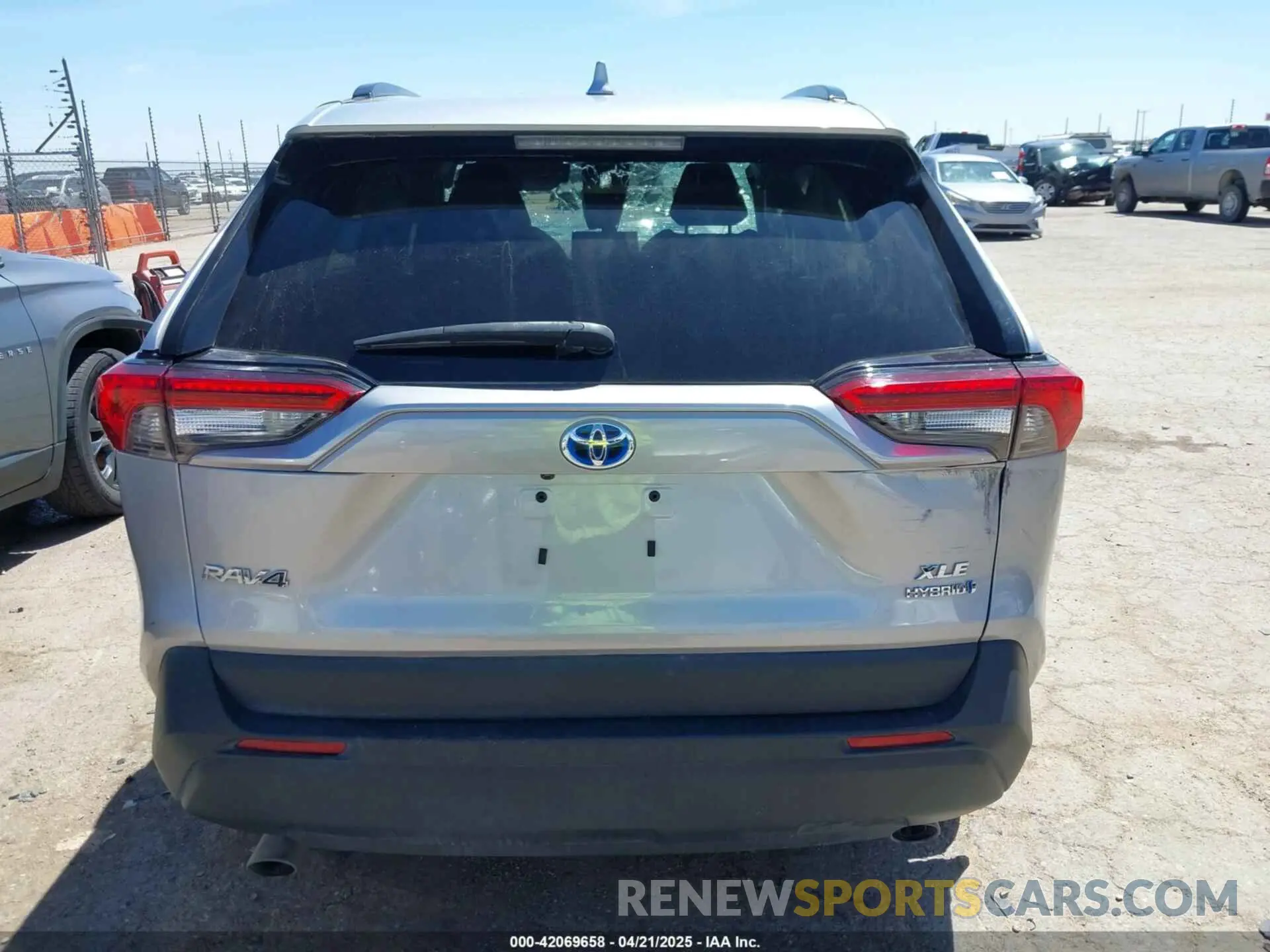 15 Photograph of a damaged car 4T3RWRFV5NU064924 TOYOTA RAV4 HYBRID 2022