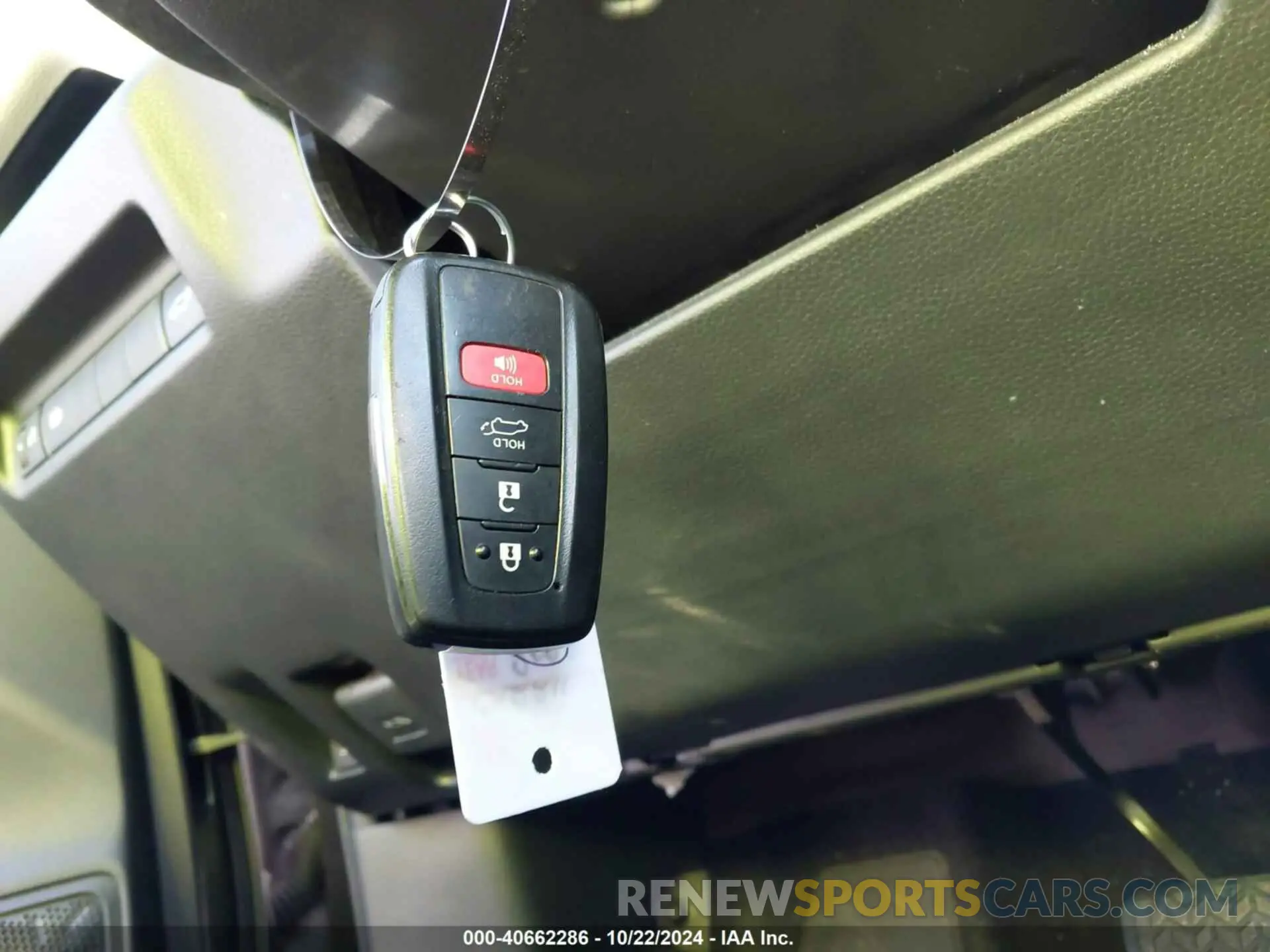 11 Photograph of a damaged car 4T3RWRFV6NU050160 TOYOTA RAV4 HYBRID 2022