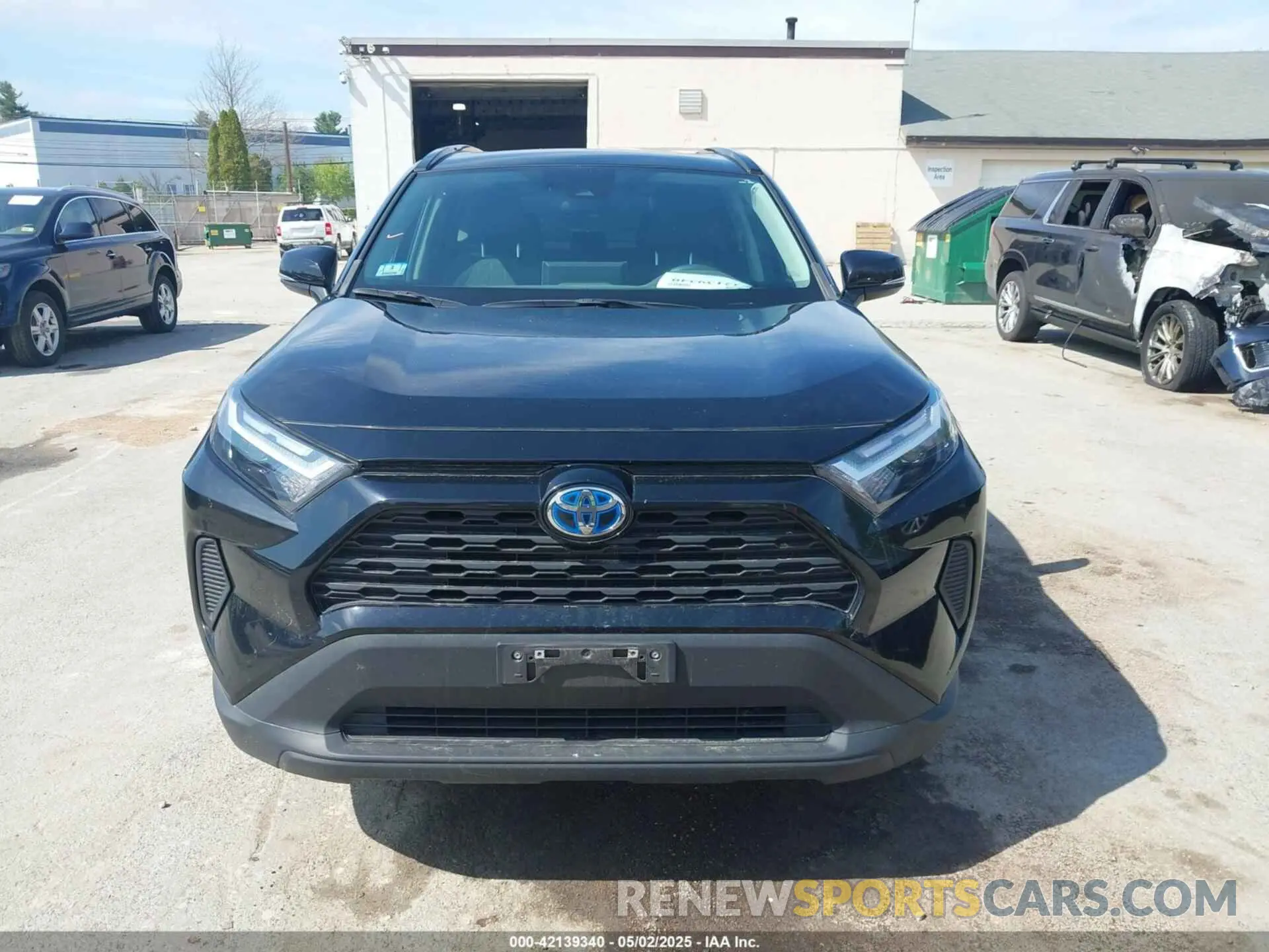 12 Photograph of a damaged car 4T3RWRFV6NU055777 TOYOTA RAV4 HYBRID 2022