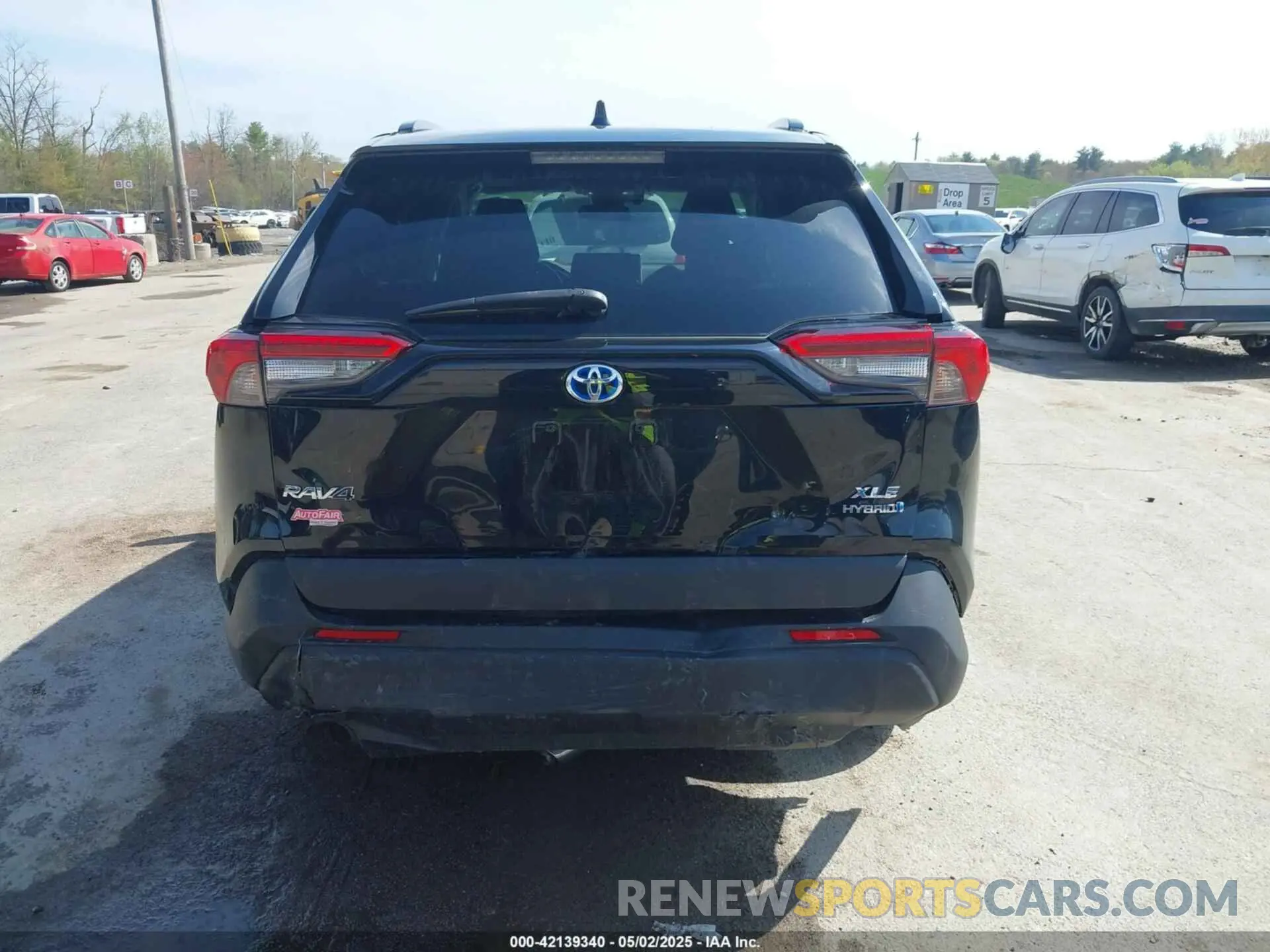 16 Photograph of a damaged car 4T3RWRFV6NU055777 TOYOTA RAV4 HYBRID 2022