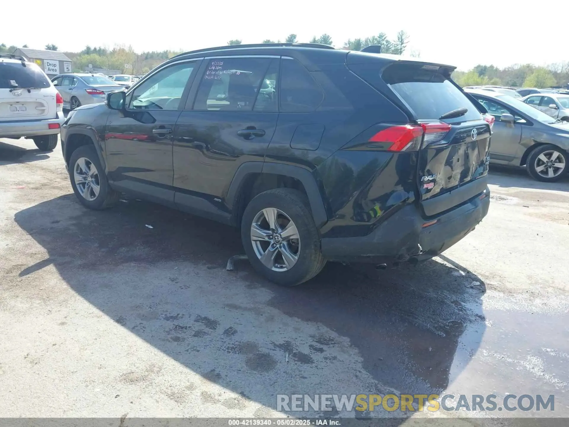 3 Photograph of a damaged car 4T3RWRFV6NU055777 TOYOTA RAV4 HYBRID 2022