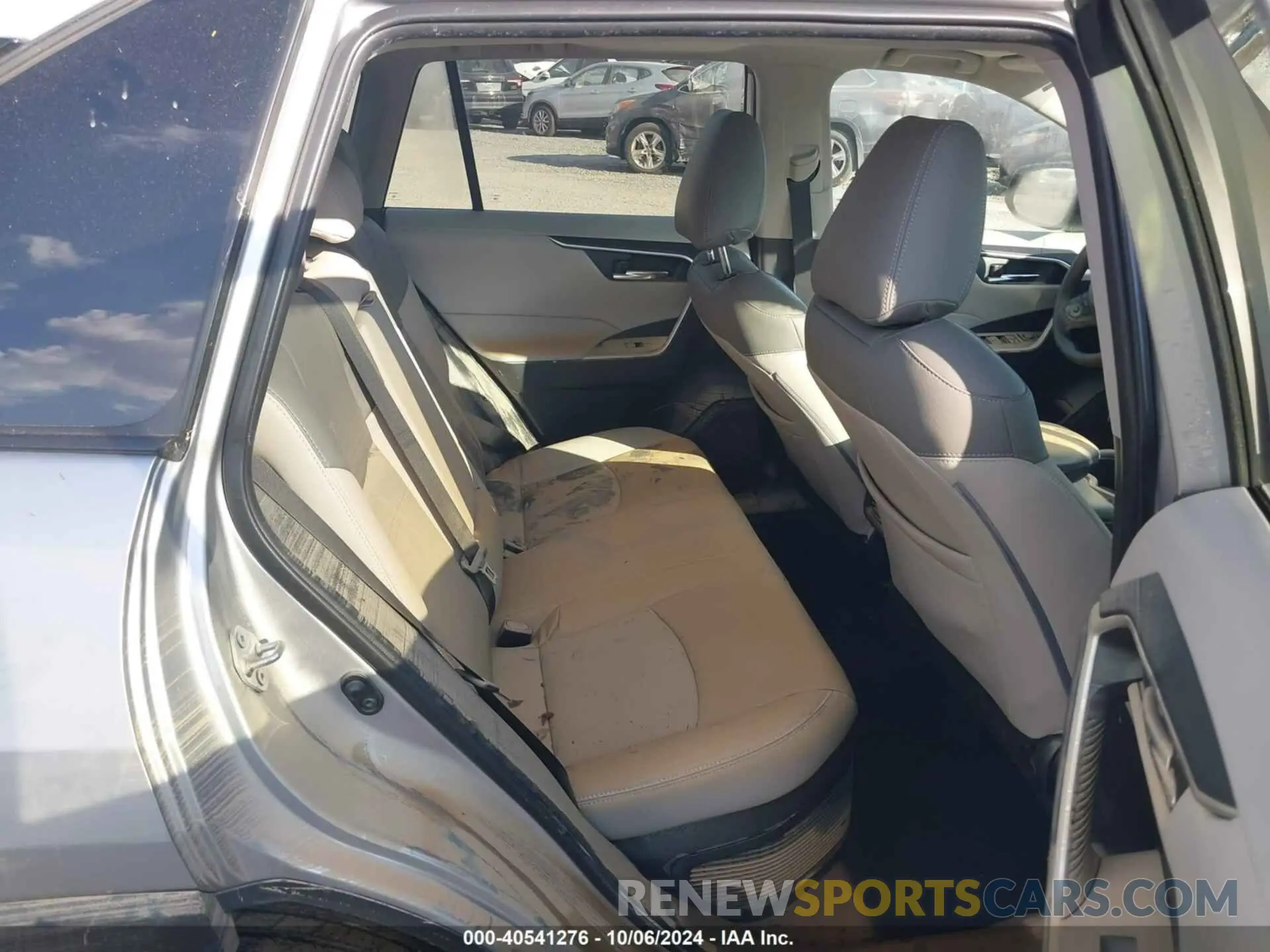 8 Фотография поврежденного автомобиля 4T3RWRFV6NU074586 TOYOTA RAV4 HYBRID 2022