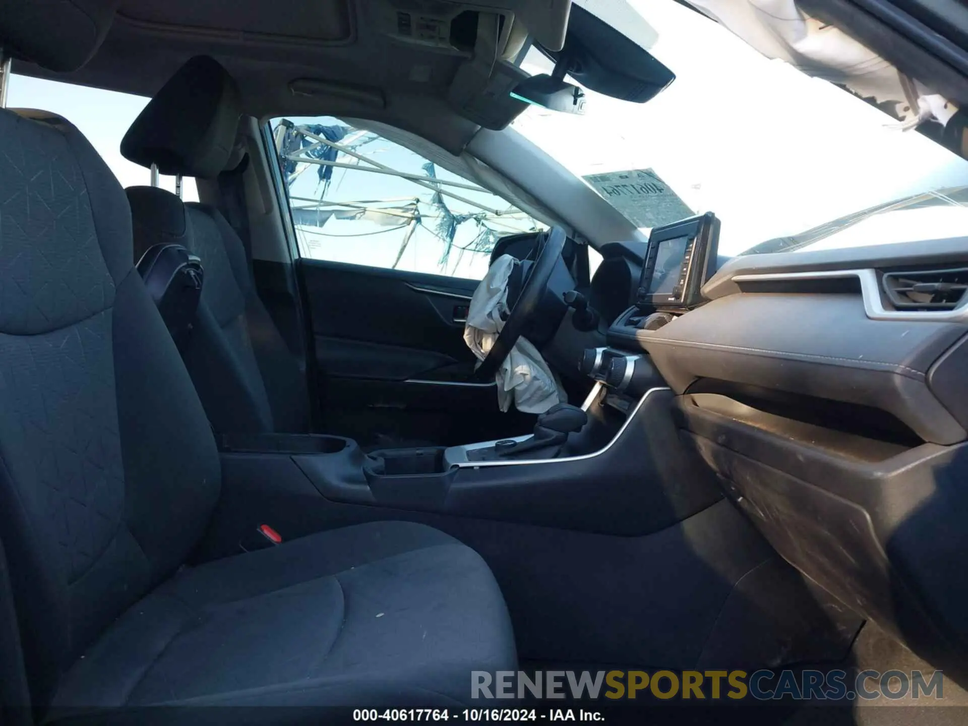 5 Фотография поврежденного автомобиля 4T3RWRFV7NU055996 TOYOTA RAV4 HYBRID 2022