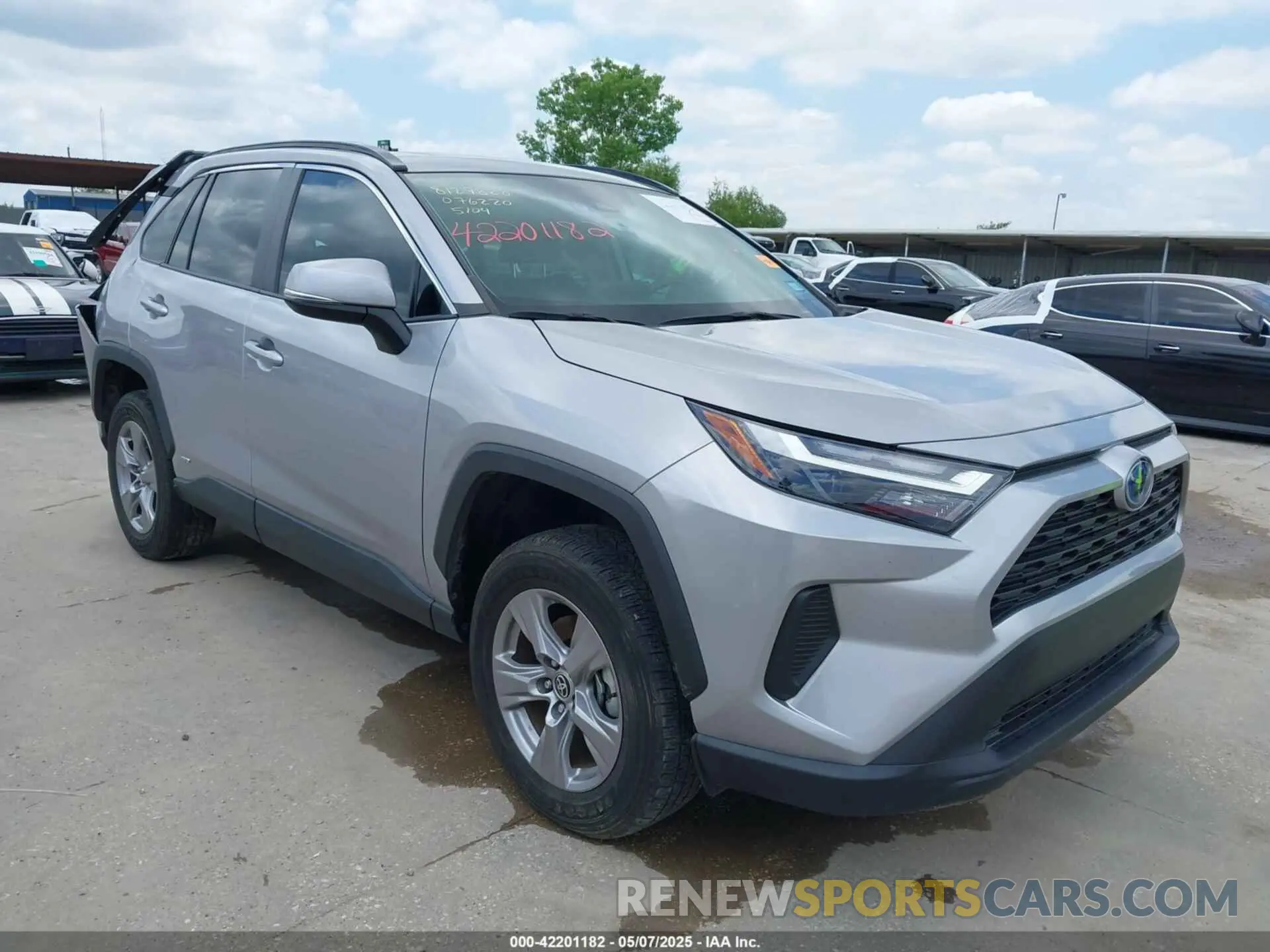 1 Фотография поврежденного автомобиля 4T3RWRFV7NU076220 TOYOTA RAV4 HYBRID 2022