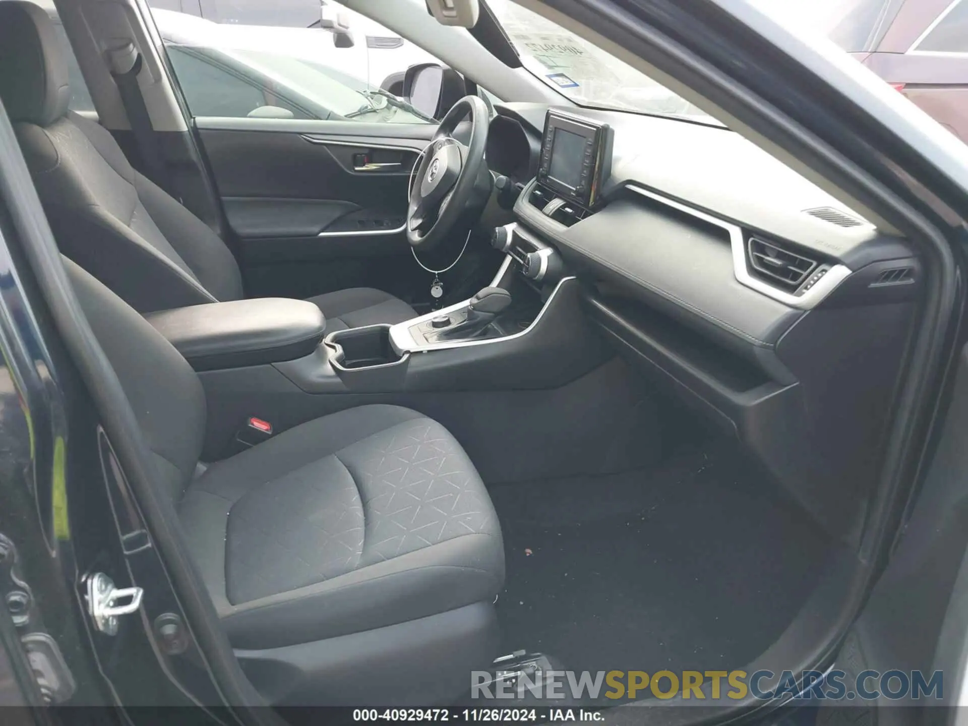 5 Фотография поврежденного автомобиля 4T3RWRFV8NU057580 TOYOTA RAV4 HYBRID 2022
