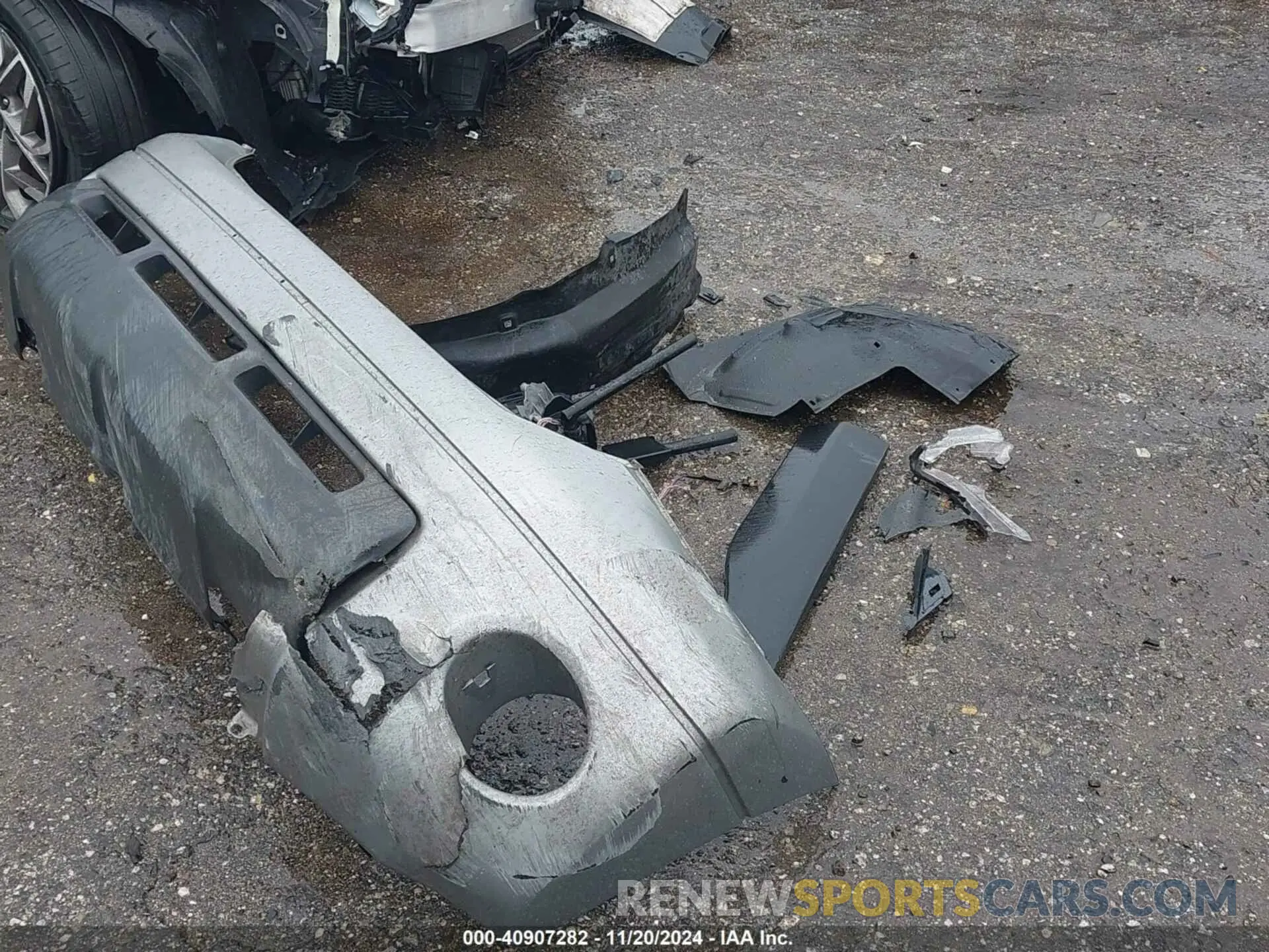 12 Photograph of a damaged car 4T3RWRFV9NU072508 TOYOTA RAV4 HYBRID 2022
