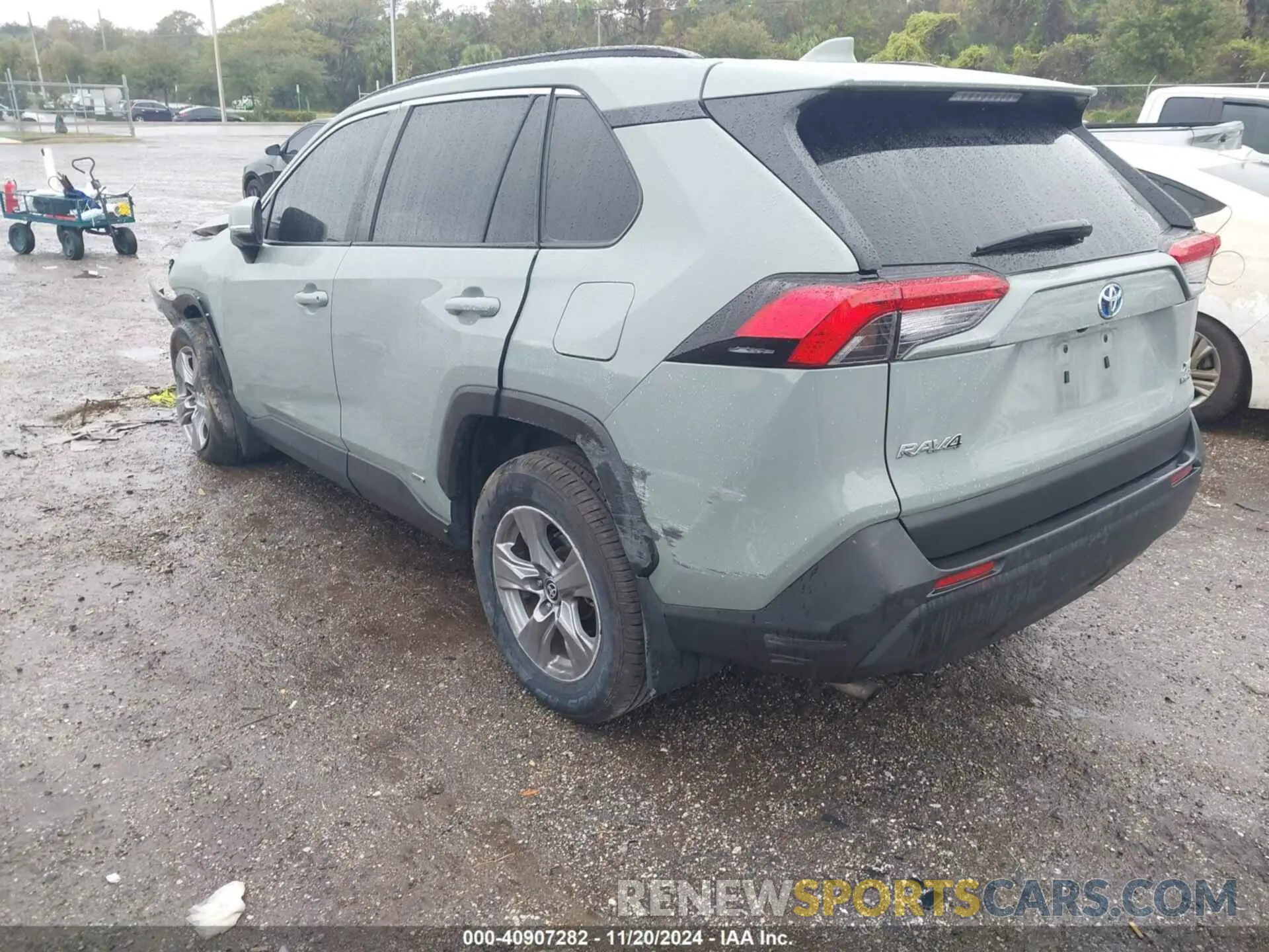 3 Photograph of a damaged car 4T3RWRFV9NU072508 TOYOTA RAV4 HYBRID 2022