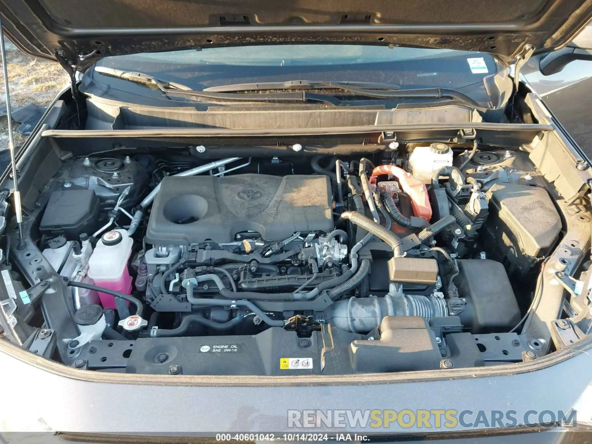 10 Photograph of a damaged car 4T3RWRFV9NU077580 TOYOTA RAV4 HYBRID 2022