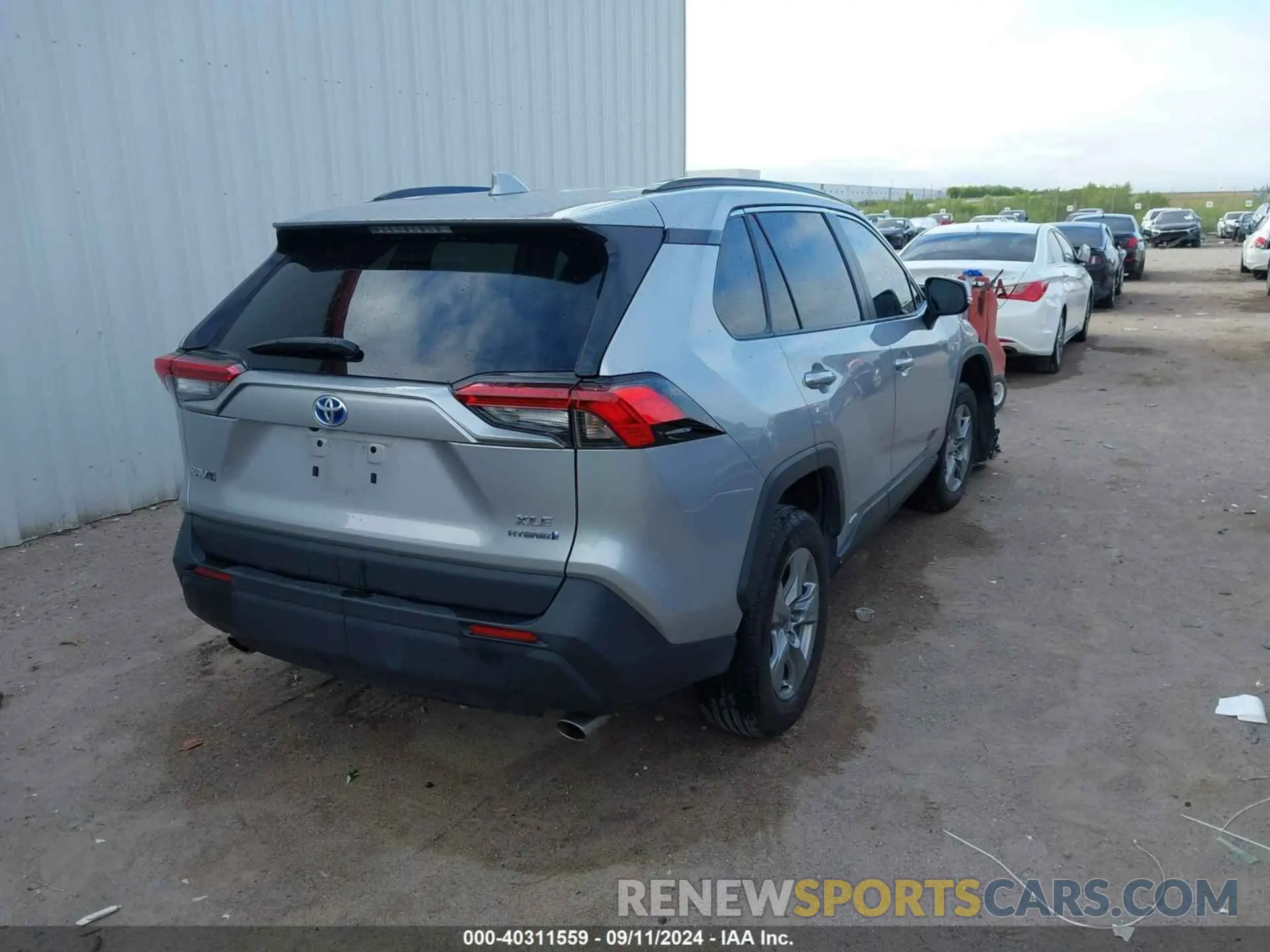 4 Photograph of a damaged car 4T3RWRFVXNU072288 TOYOTA RAV4 HYBRID 2022