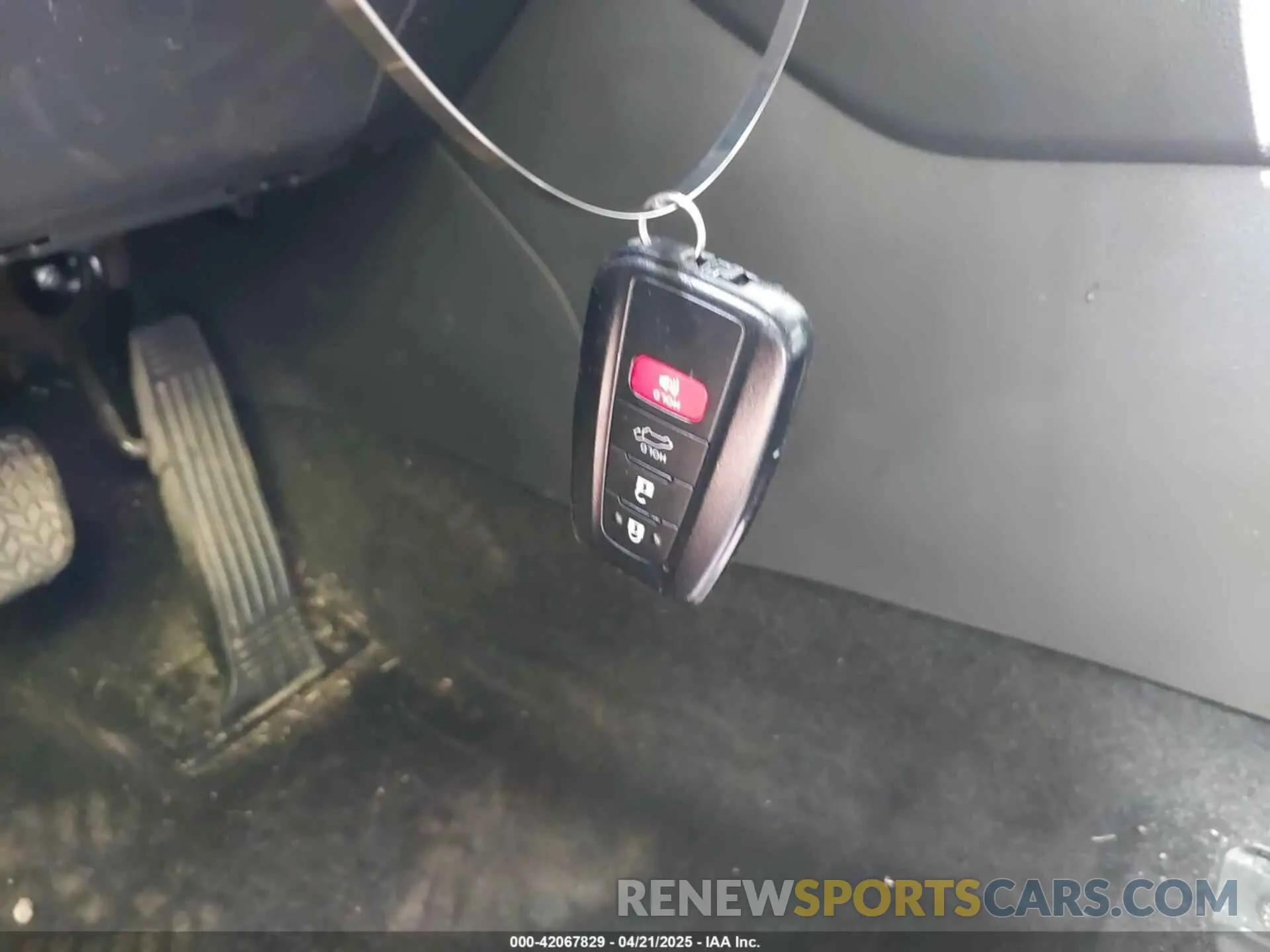 11 Photograph of a damaged car 4T3RWRFVXNU077426 TOYOTA RAV4 HYBRID 2022