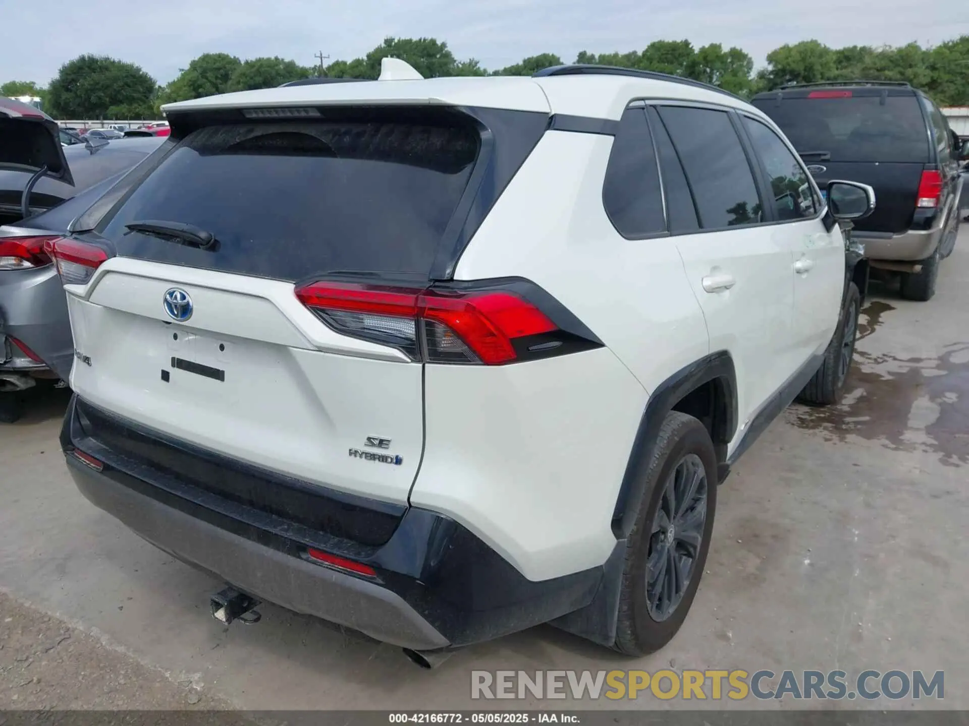 4 Фотография поврежденного автомобиля 4T3T6RFV4NU065150 TOYOTA RAV4 HYBRID 2022