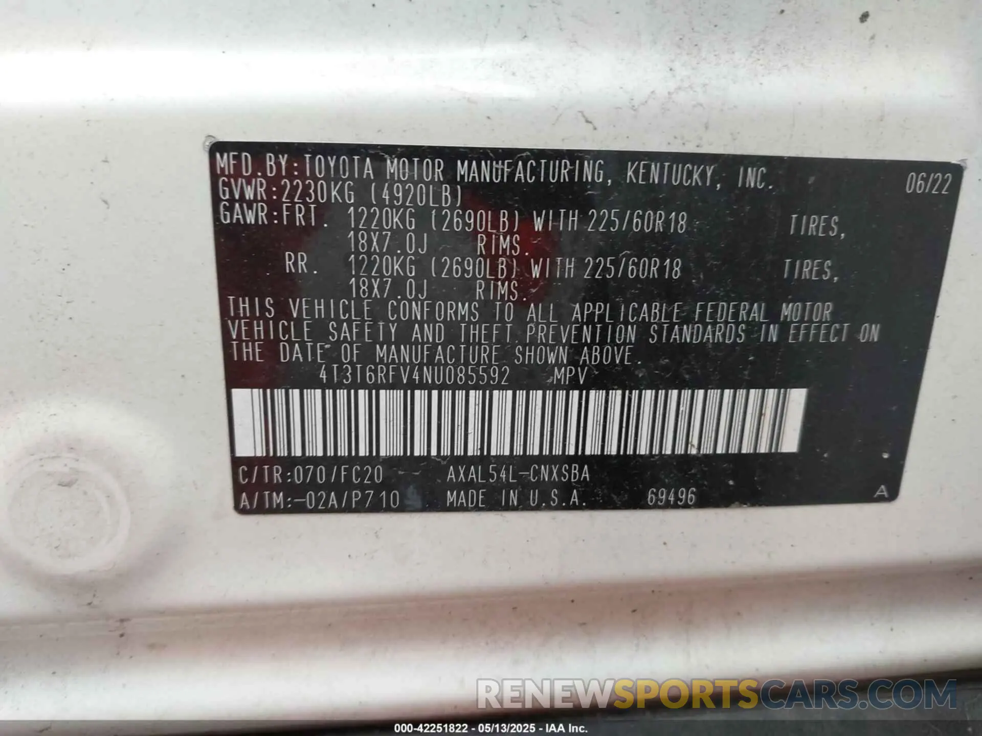 9 Photograph of a damaged car 4T3T6RFV4NU085592 TOYOTA RAV4 HYBRID 2022