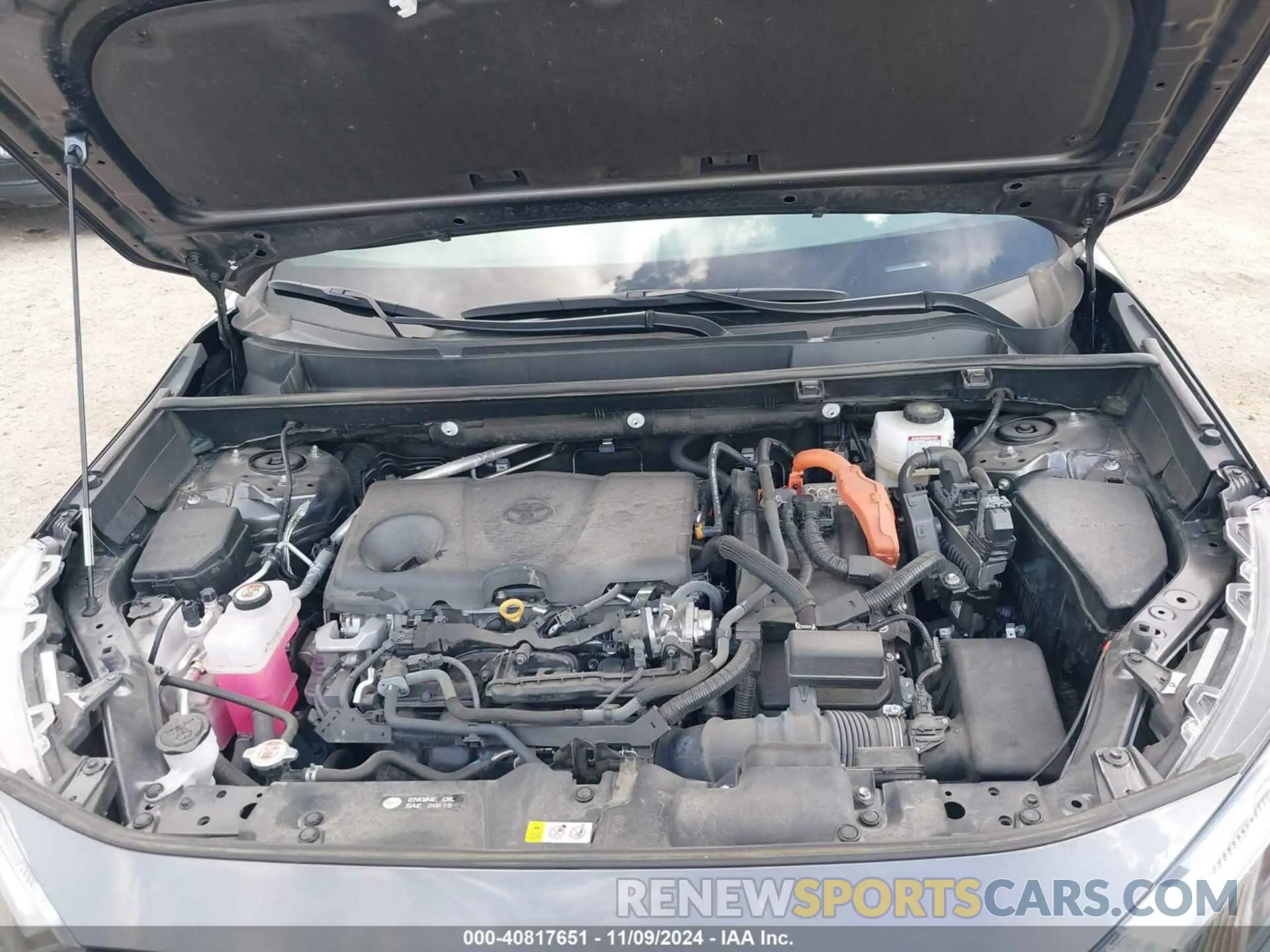 10 Photograph of a damaged car 4T3T6RFV6NU094441 TOYOTA RAV4 HYBRID 2022