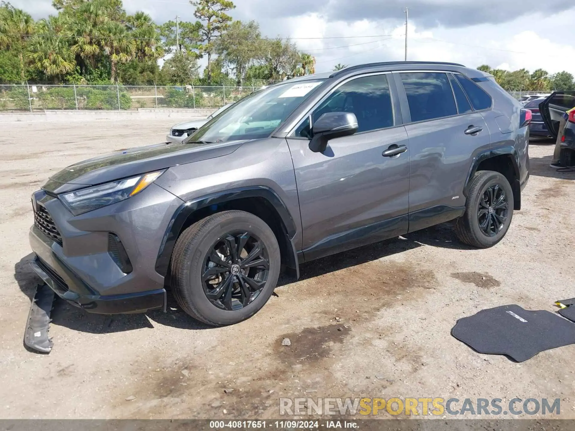 2 Photograph of a damaged car 4T3T6RFV6NU094441 TOYOTA RAV4 HYBRID 2022