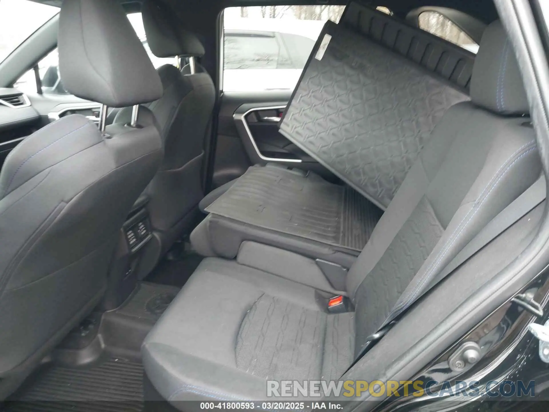 8 Фотография поврежденного автомобиля 4T3T6RFV8NU081545 TOYOTA RAV4 HYBRID 2022