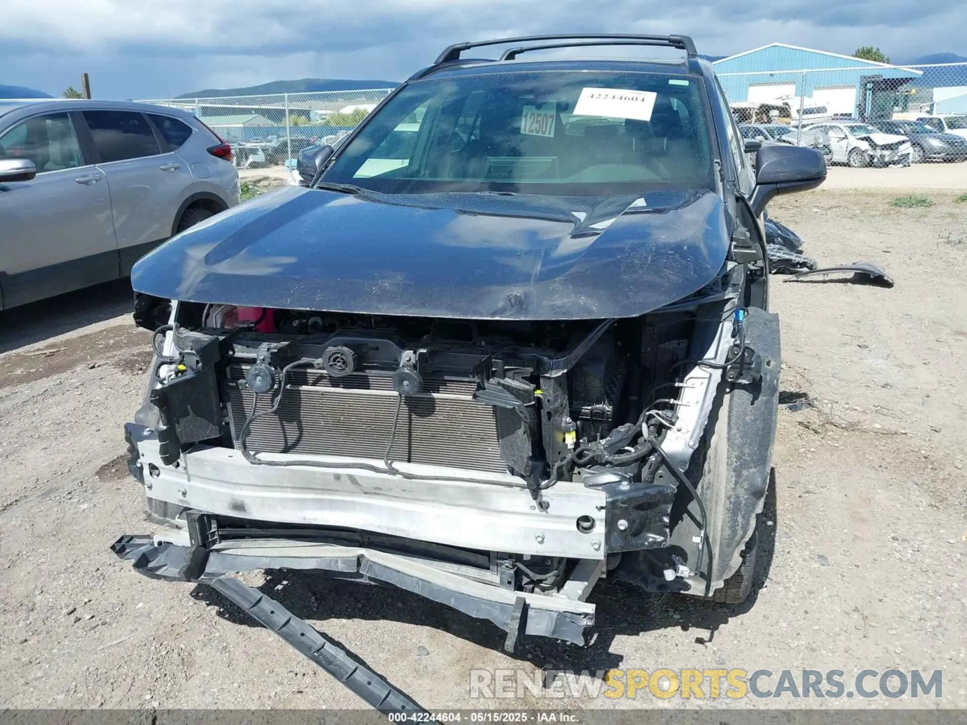 6 Photograph of a damaged car JTM16RFV0ND070012 TOYOTA RAV4 HYBRID 2022