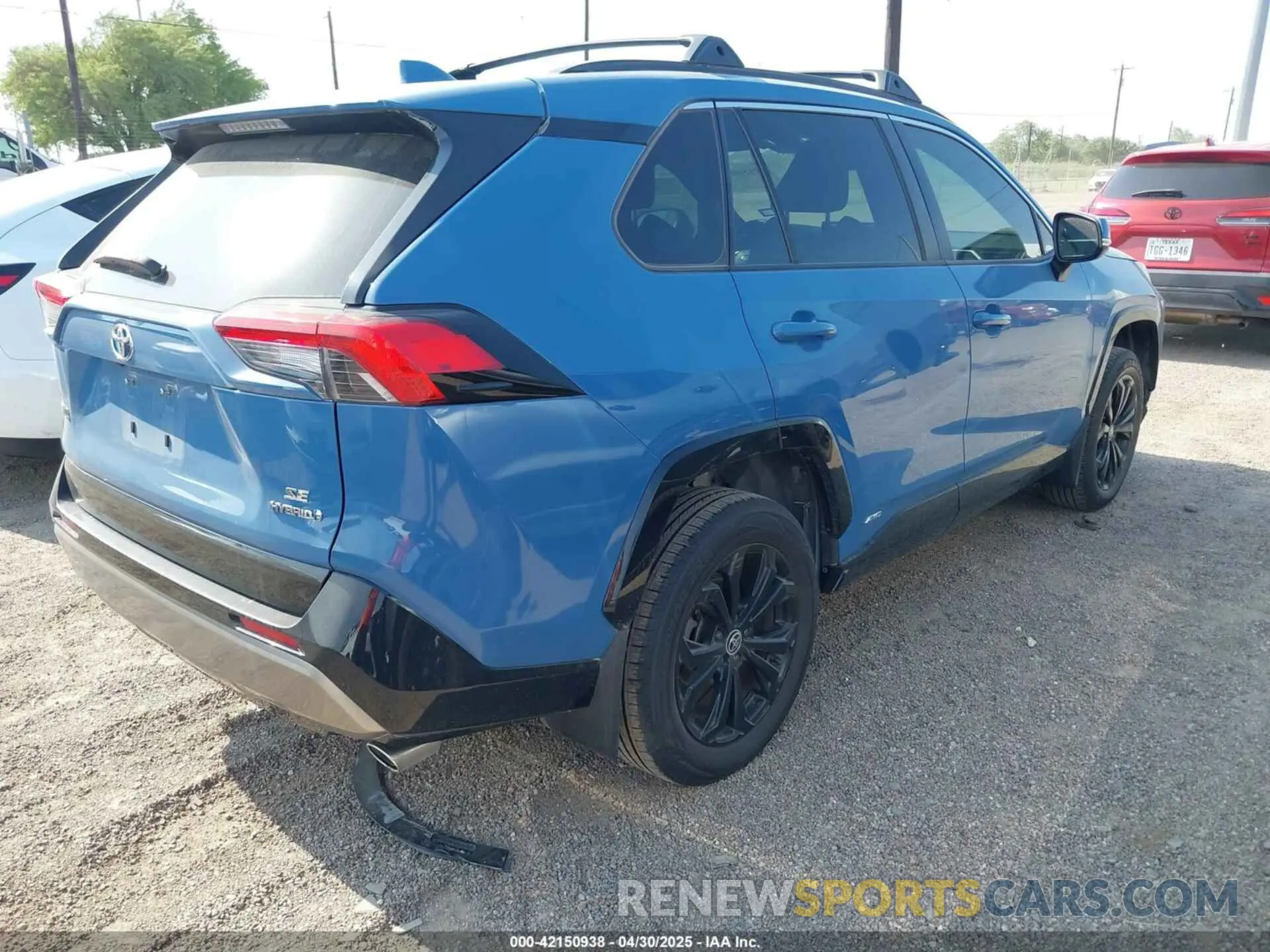 4 Фотография поврежденного автомобиля JTM16RFV0ND071693 TOYOTA RAV4 HYBRID 2022