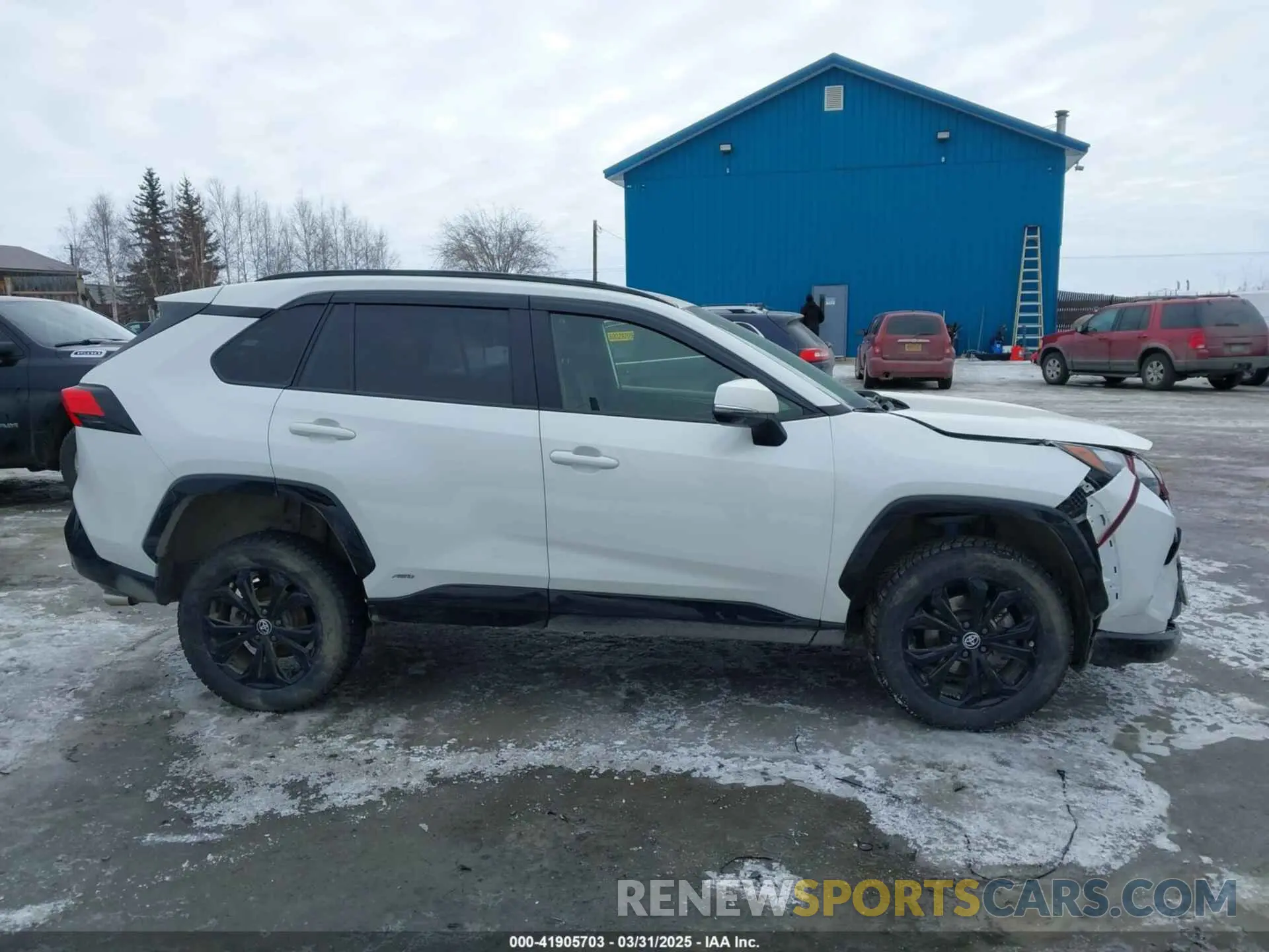 13 Фотография поврежденного автомобиля JTM16RFV1ND523702 TOYOTA RAV4 HYBRID 2022