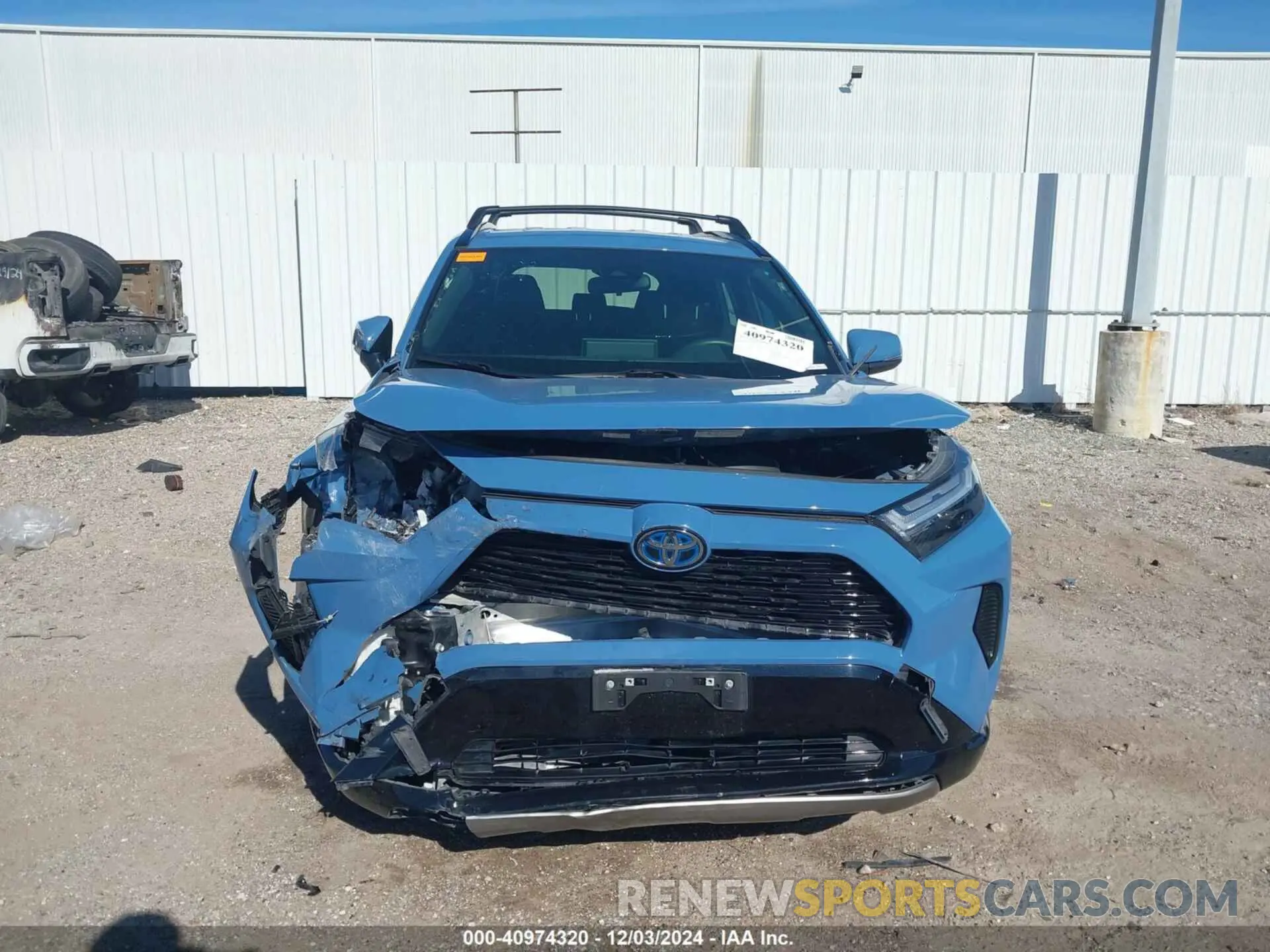 11 Photograph of a damaged car JTM16RFV2ND071534 TOYOTA RAV4 HYBRID 2022