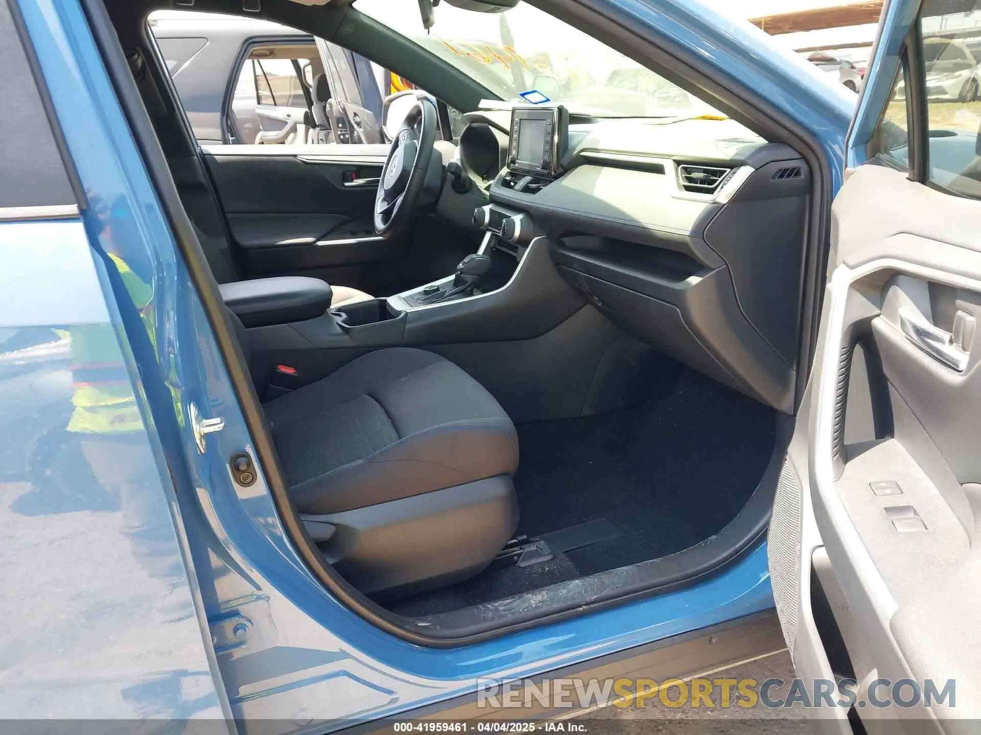 5 Фотография поврежденного автомобиля JTM16RFV3ND065595 TOYOTA RAV4 HYBRID 2022