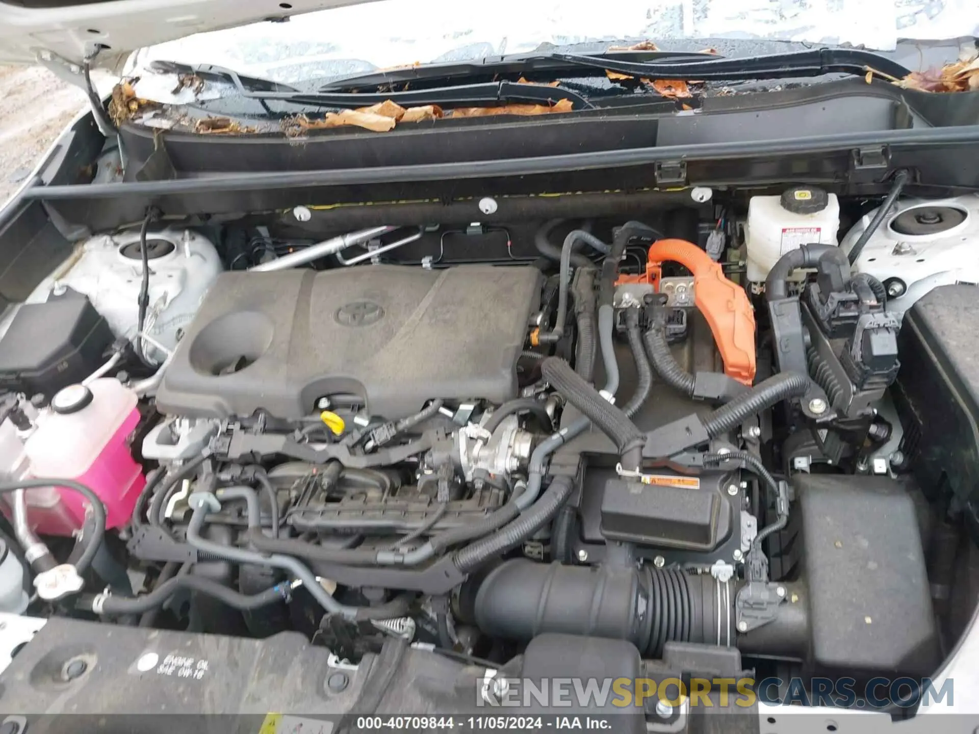 10 Photograph of a damaged car JTM16RFV6NJ015596 TOYOTA RAV4 HYBRID 2022
