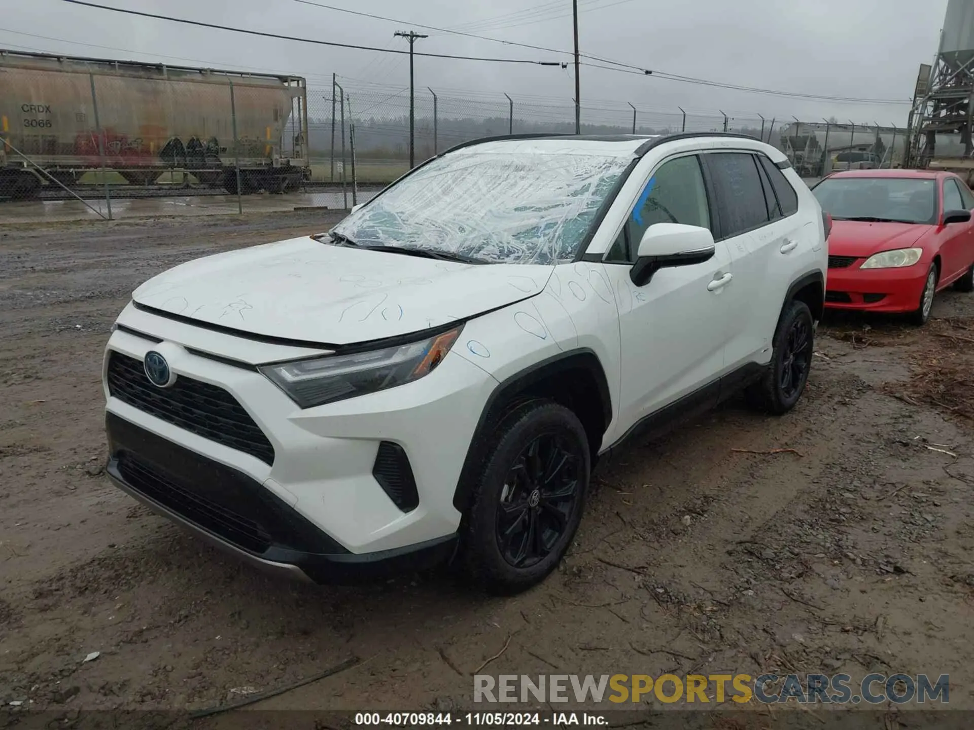 2 Photograph of a damaged car JTM16RFV6NJ015596 TOYOTA RAV4 HYBRID 2022