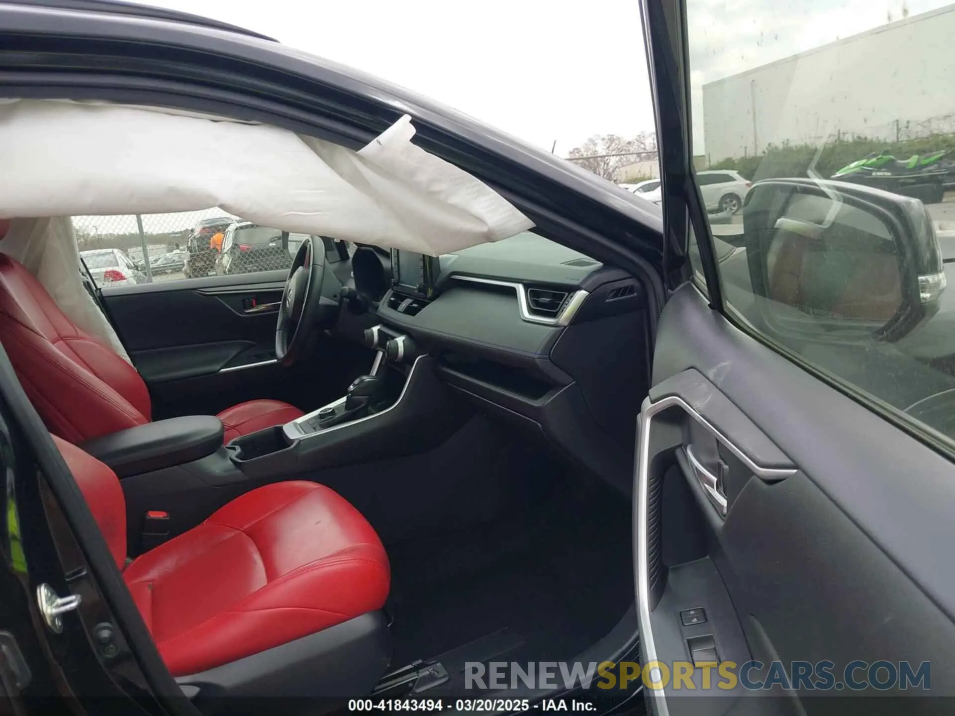 5 Фотография поврежденного автомобиля JTM16RFV8ND056777 TOYOTA RAV4 HYBRID 2022