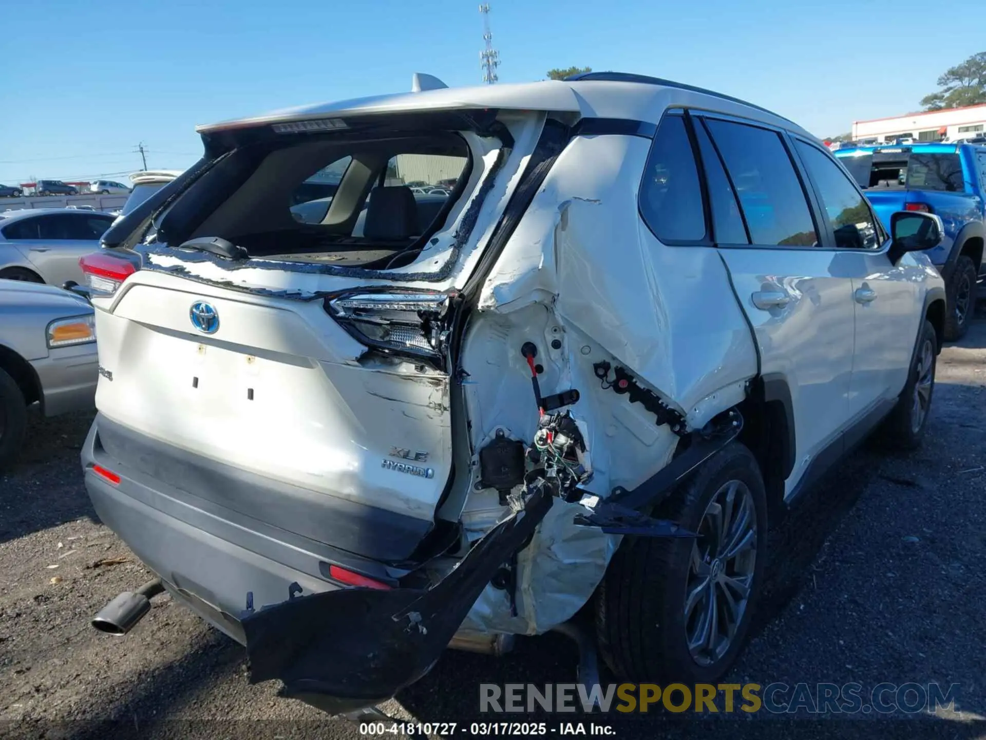 4 Photograph of a damaged car JTMB6RFV0ND077627 TOYOTA RAV4 HYBRID 2022