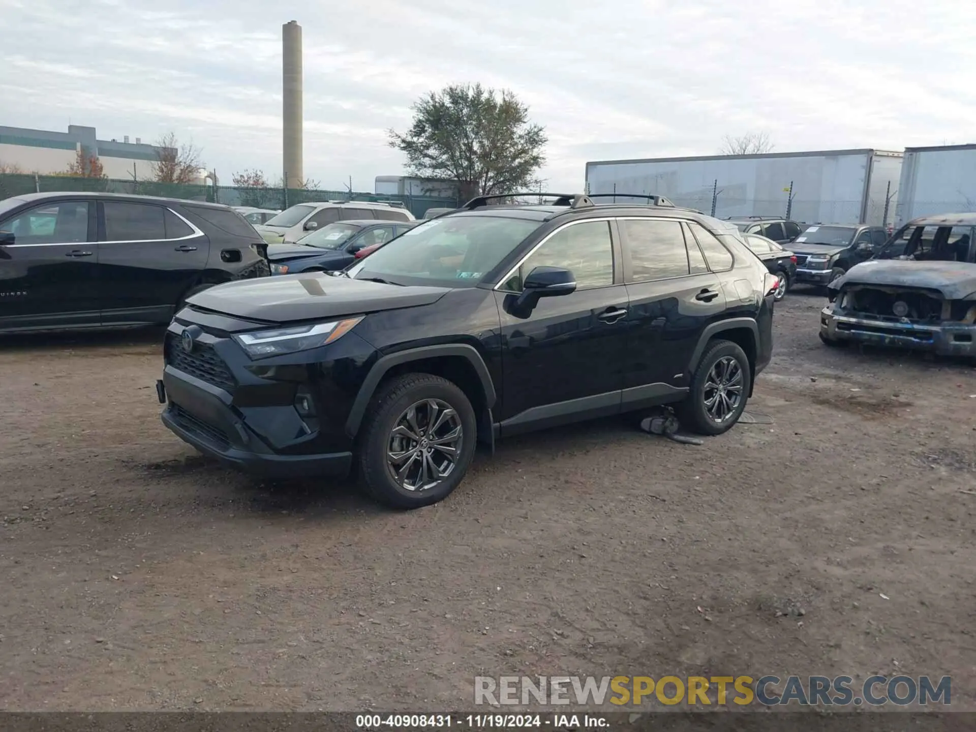 2 Photograph of a damaged car JTMB6RFV3ND050728 TOYOTA RAV4 HYBRID 2022