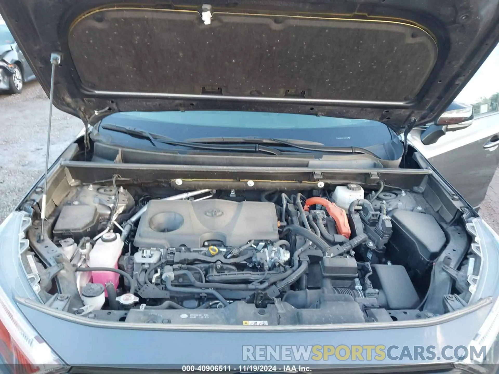 10 Photograph of a damaged car JTME6RFV4NJ019518 TOYOTA RAV4 HYBRID 2022