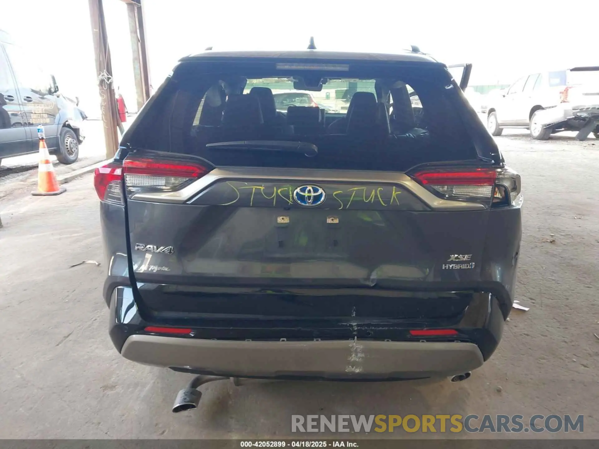 17 Фотография поврежденного автомобиля JTME6RFV5NJ020998 TOYOTA RAV4 HYBRID 2022