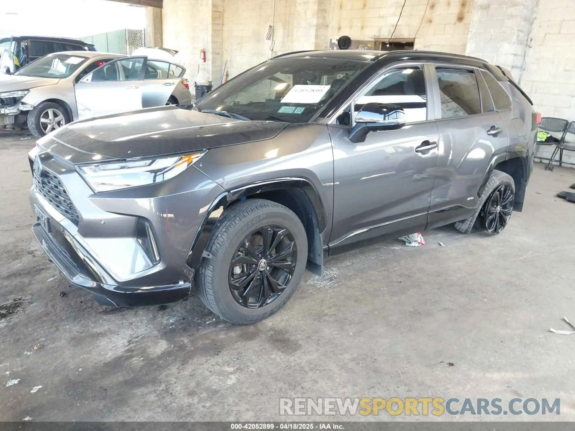 2 Фотография поврежденного автомобиля JTME6RFV5NJ020998 TOYOTA RAV4 HYBRID 2022