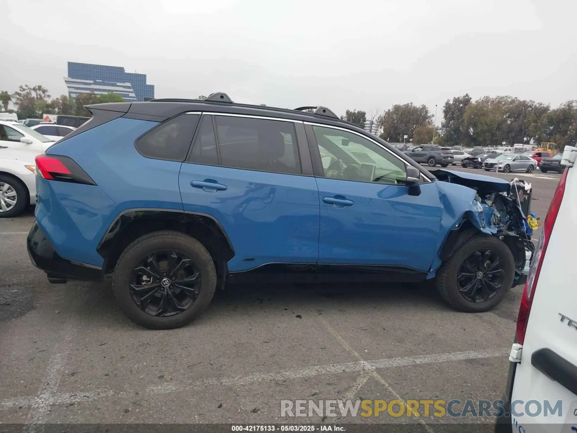 13 Фотография поврежденного автомобиля JTME6RFV7ND530526 TOYOTA RAV4 HYBRID 2022