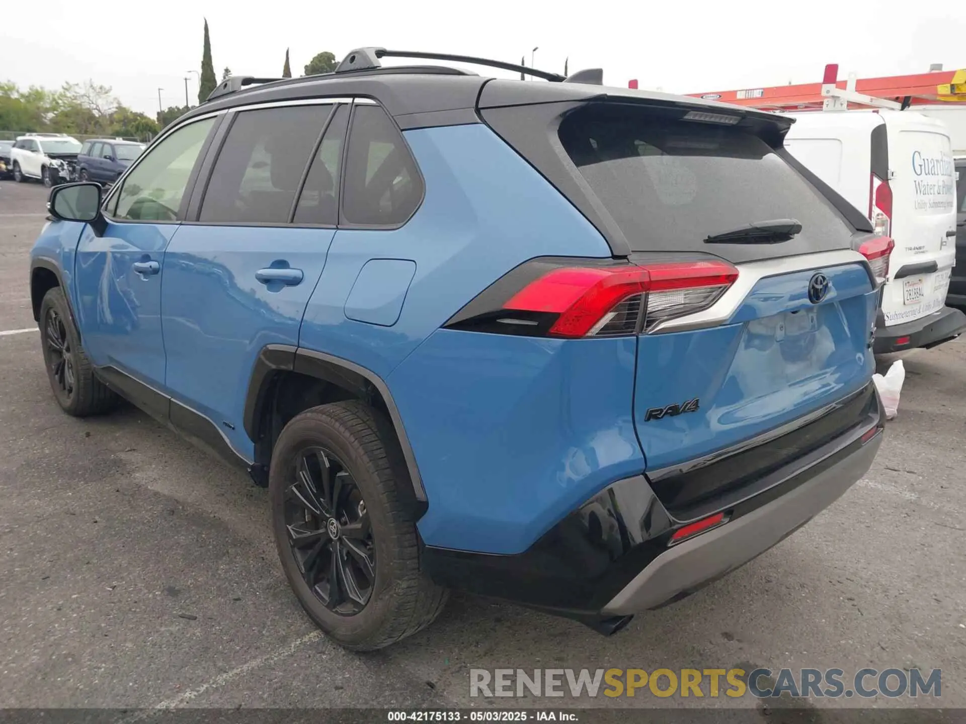 3 Фотография поврежденного автомобиля JTME6RFV7ND530526 TOYOTA RAV4 HYBRID 2022