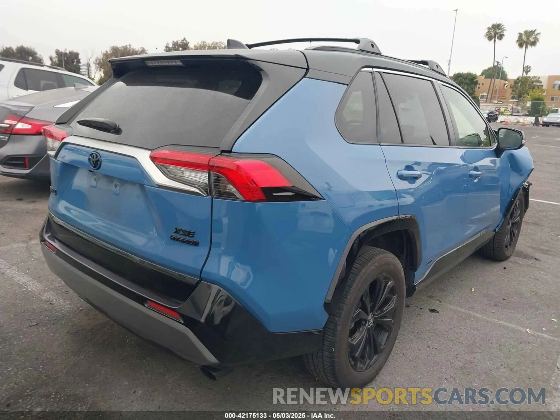 4 Фотография поврежденного автомобиля JTME6RFV7ND530526 TOYOTA RAV4 HYBRID 2022