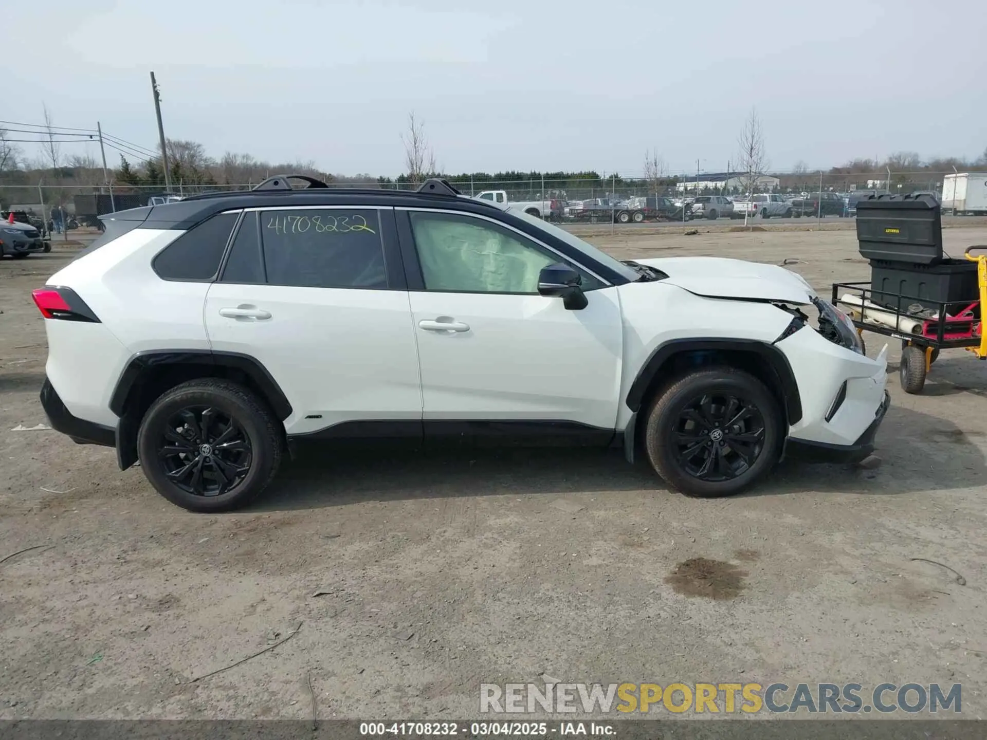 14 Фотография поврежденного автомобиля JTME6RFV8NJ013379 TOYOTA RAV4 HYBRID 2022