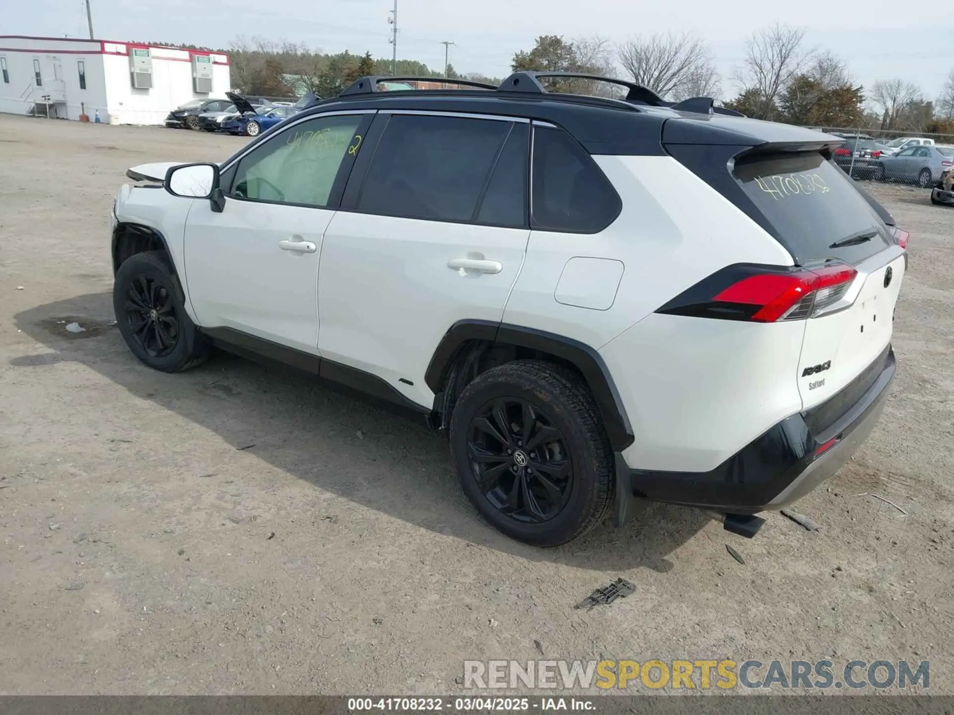 3 Фотография поврежденного автомобиля JTME6RFV8NJ013379 TOYOTA RAV4 HYBRID 2022