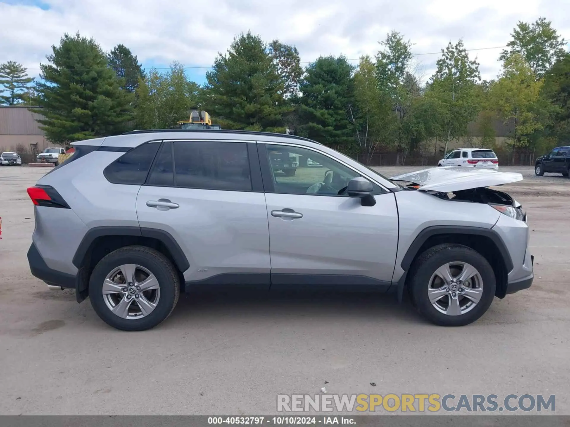 13 Photograph of a damaged car JTMLWRFV2ND149397 TOYOTA RAV4 HYBRID 2022