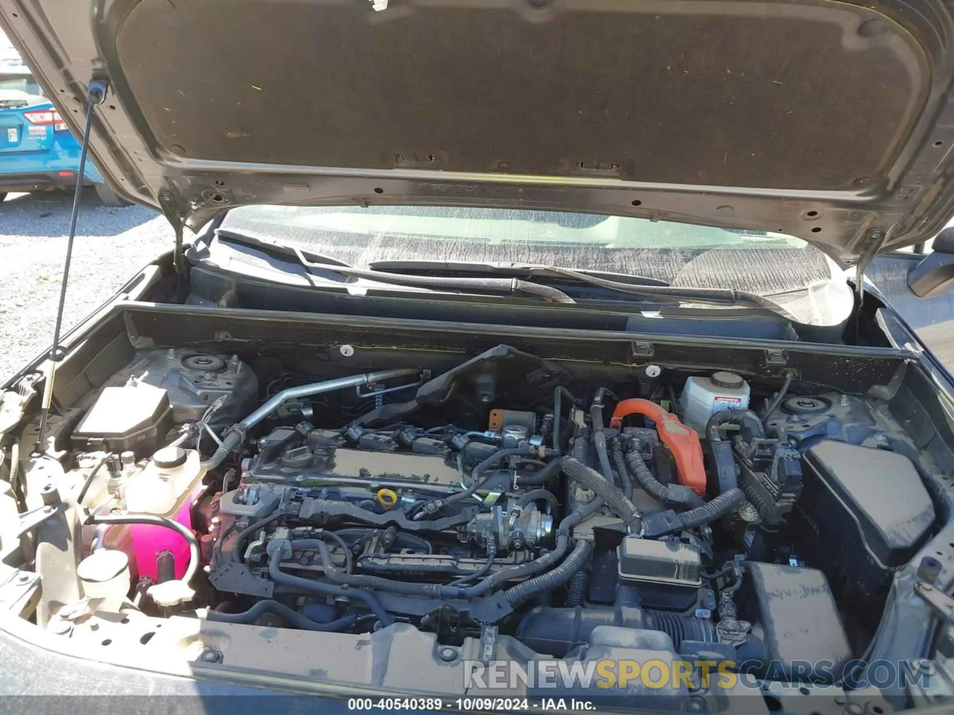 10 Photograph of a damaged car JTMLWRFV6ND148950 TOYOTA RAV4 HYBRID 2022