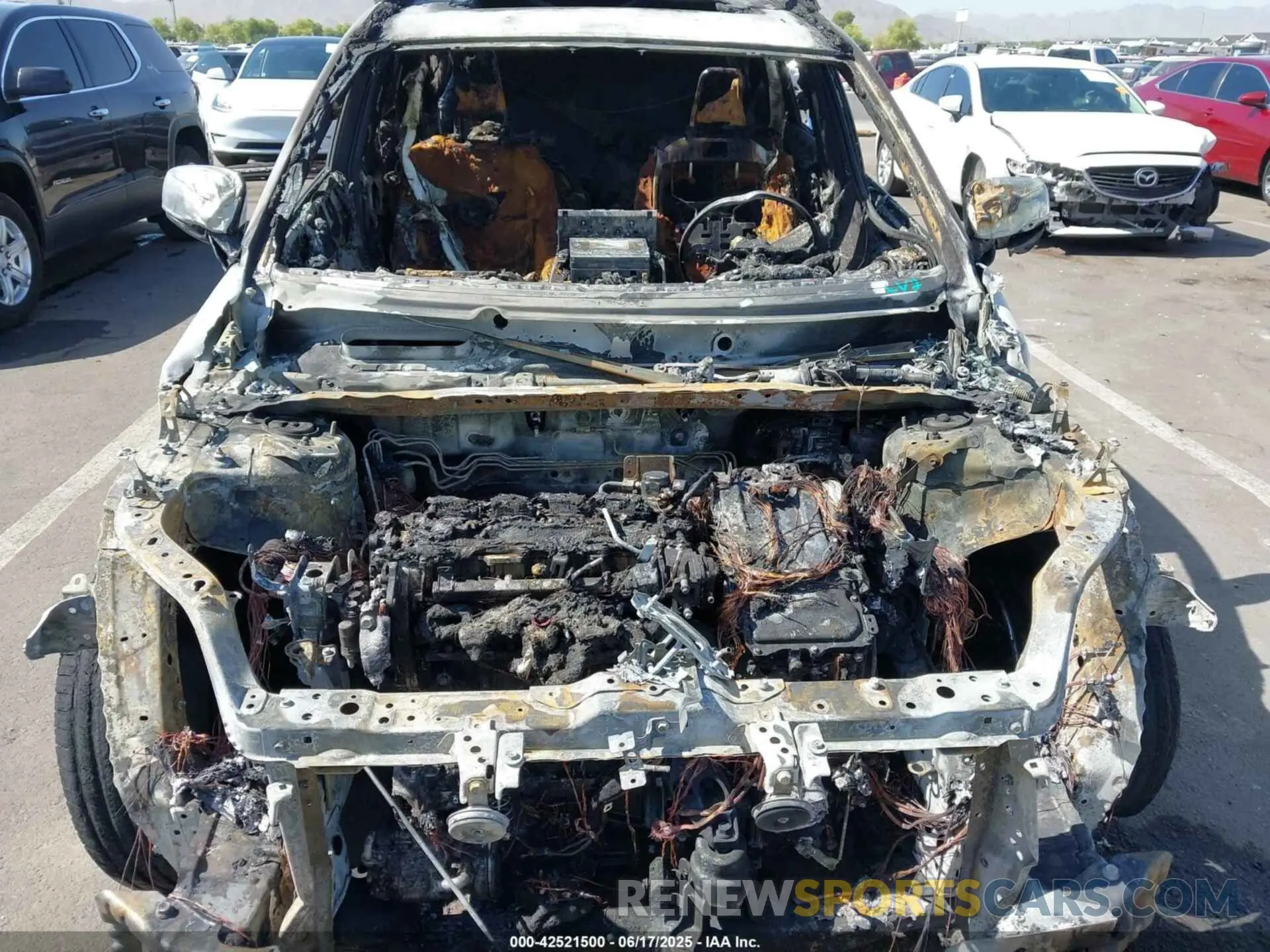 10 Фотография поврежденного автомобиля JTMRWRFV2ND139754 TOYOTA RAV4 HYBRID 2022