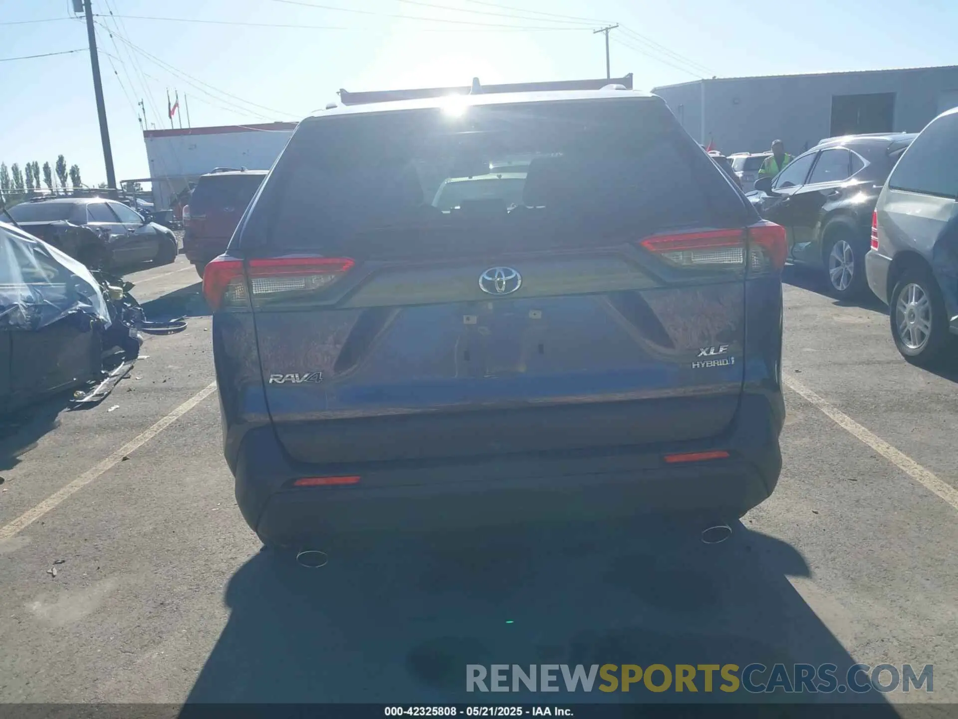 16 Photograph of a damaged car JTMRWRFVXND162537 TOYOTA RAV4 HYBRID 2022