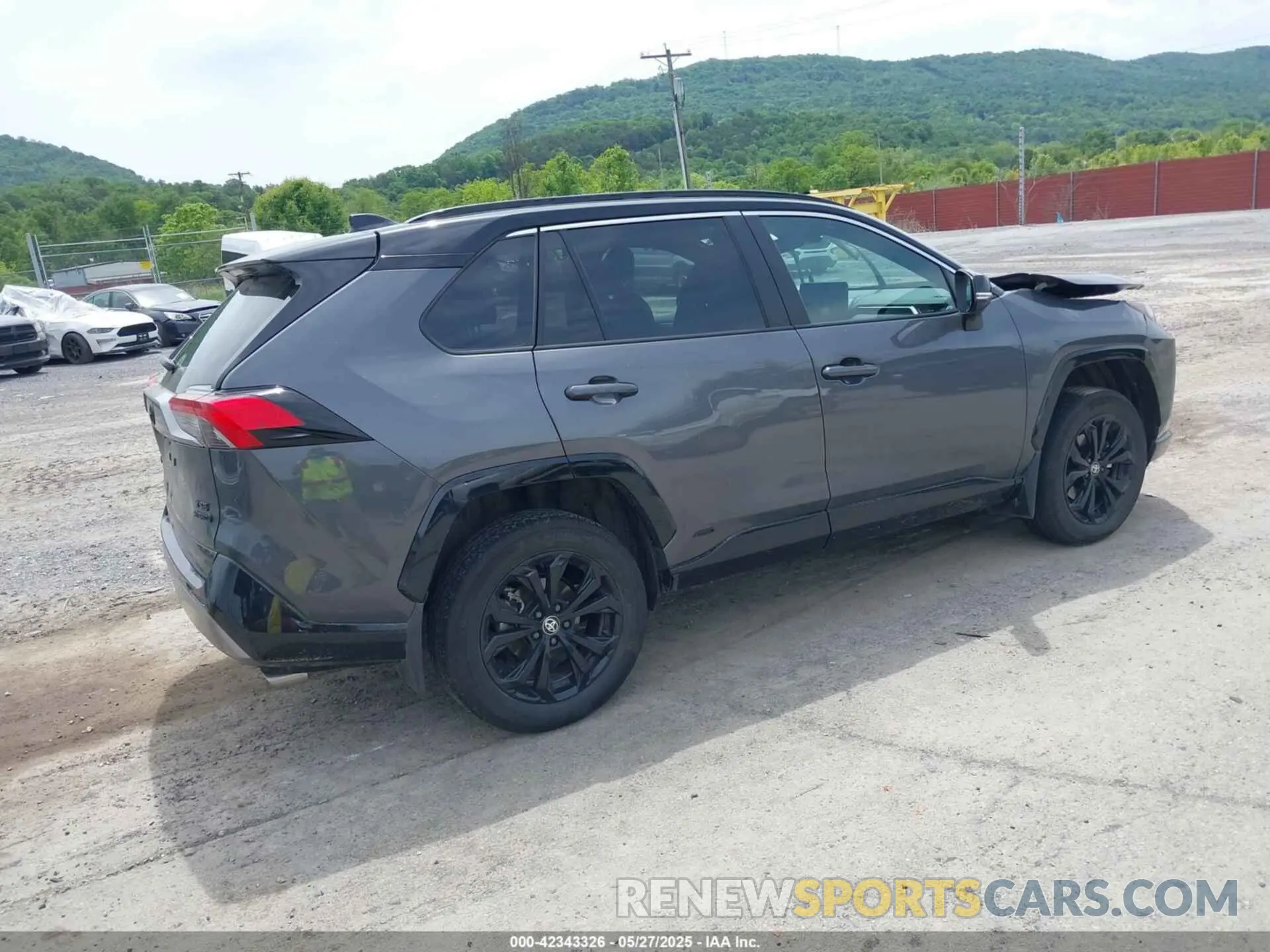 4 Фотография поврежденного автомобиля 2T3E6RFV5PW046148 TOYOTA RAV4 HYBRID 2023
