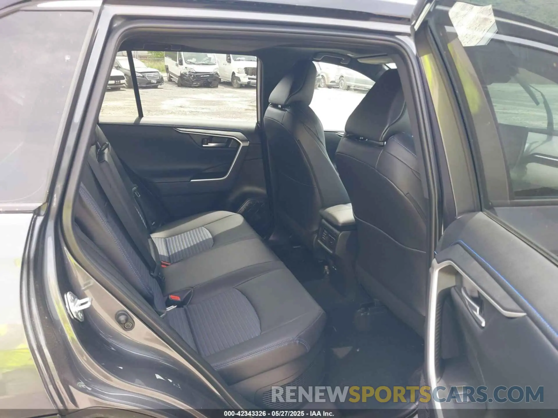 8 Фотография поврежденного автомобиля 2T3E6RFV5PW046148 TOYOTA RAV4 HYBRID 2023