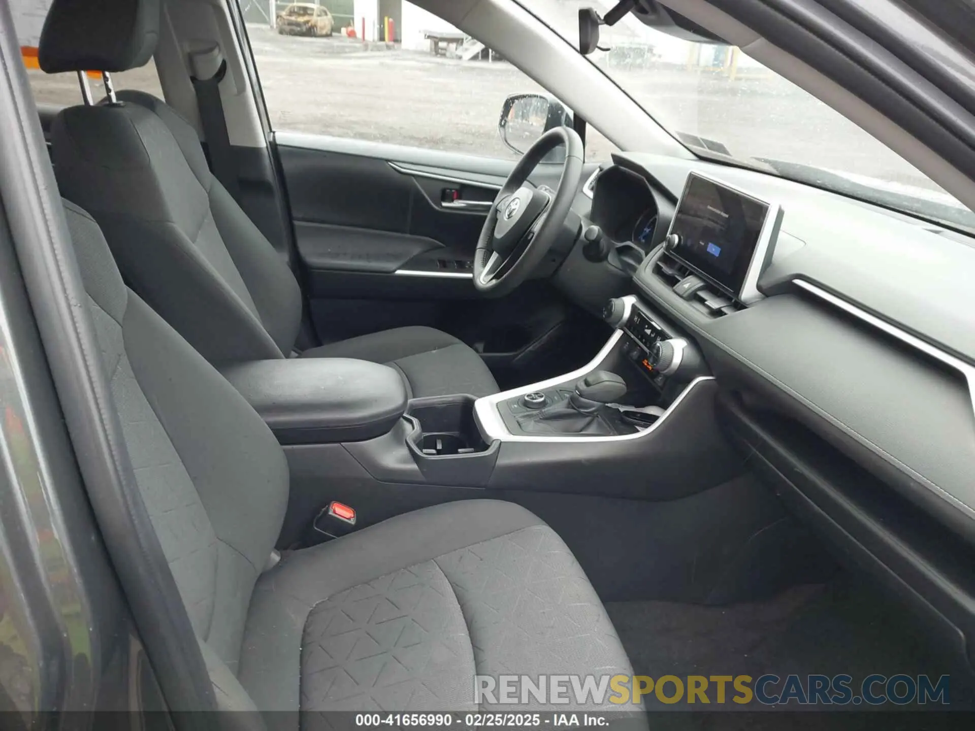 5 Photograph of a damaged car 2T3RWRFV7PW183271 TOYOTA RAV4 HYBRID 2023