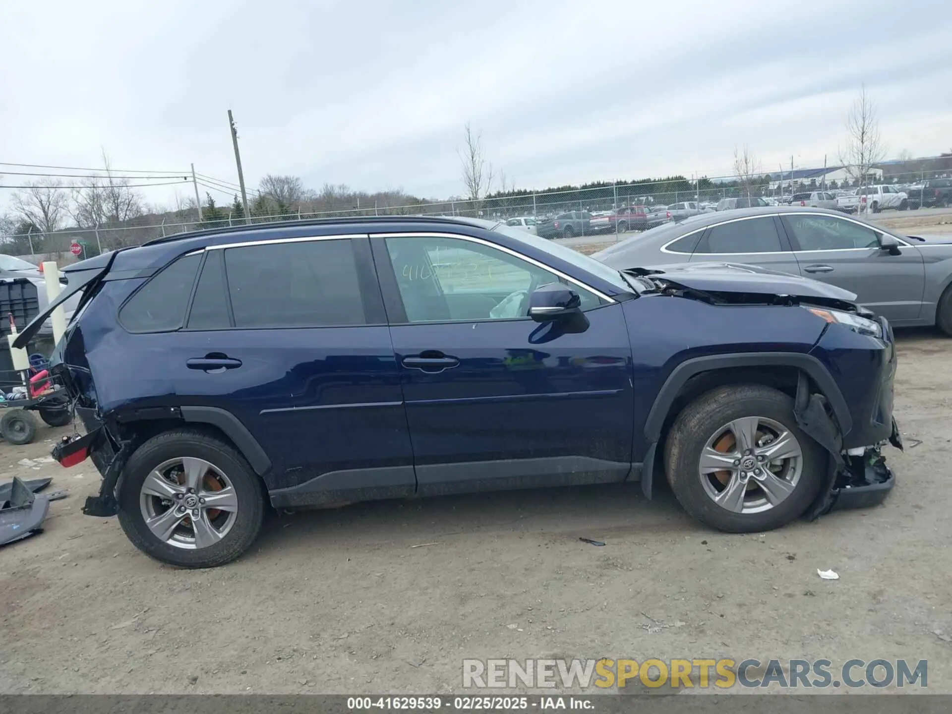 13 Photograph of a damaged car 2T3RWRFV8PW181044 TOYOTA RAV4 HYBRID 2023